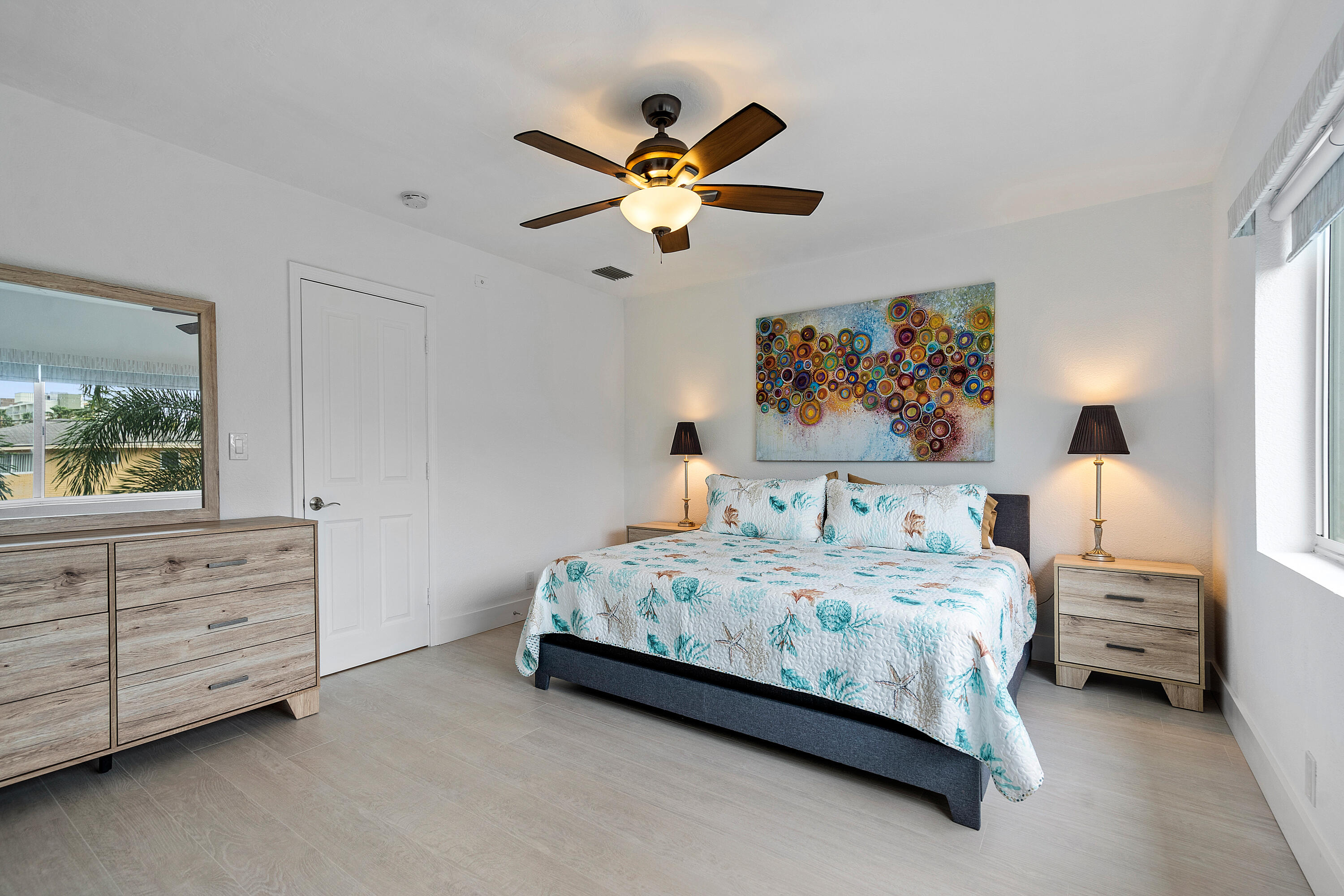 2881 NE 32nd #220, Fort Lauderdale FL 33306