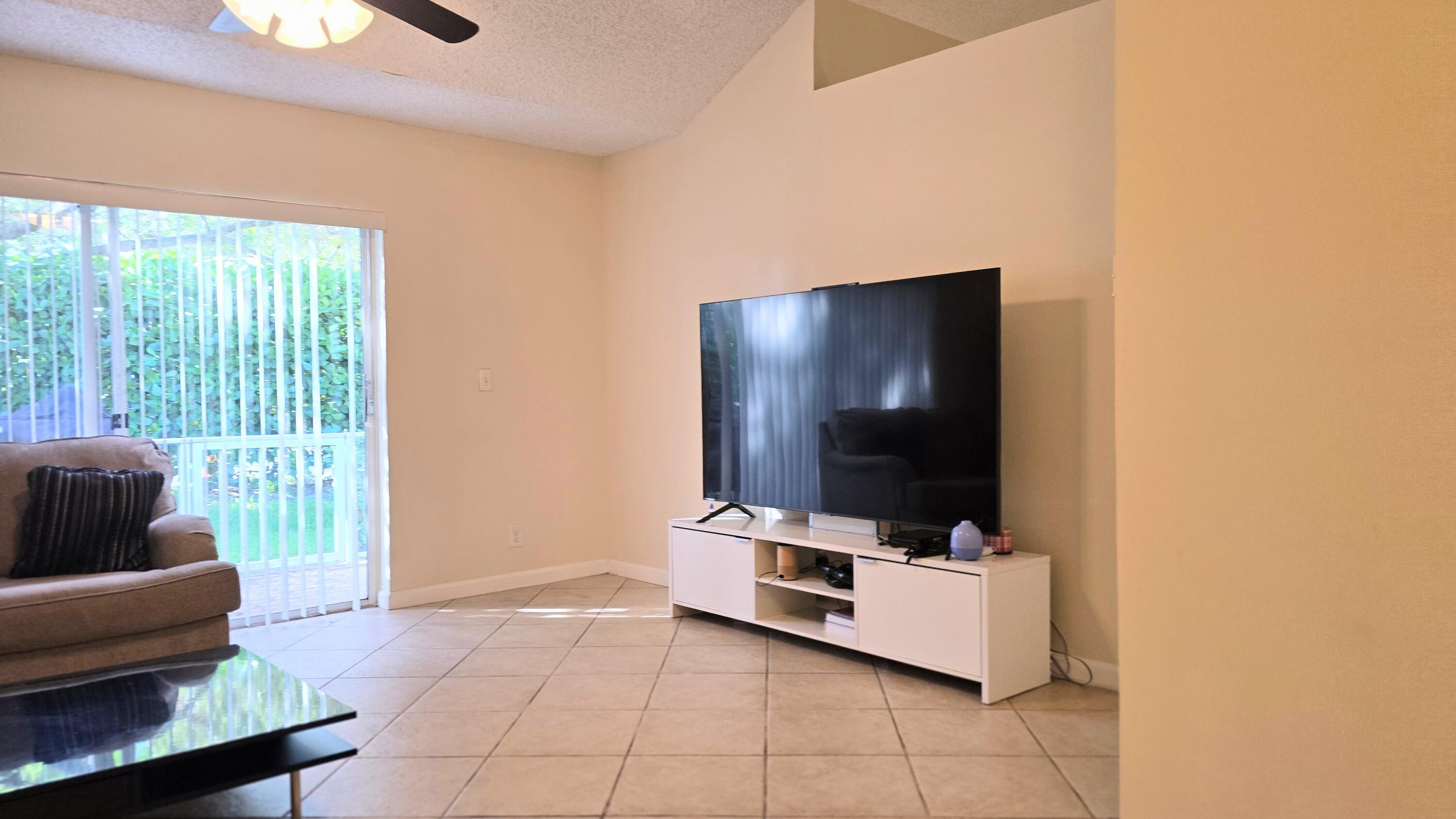 6241 NW 74th, Parkland FL 33067