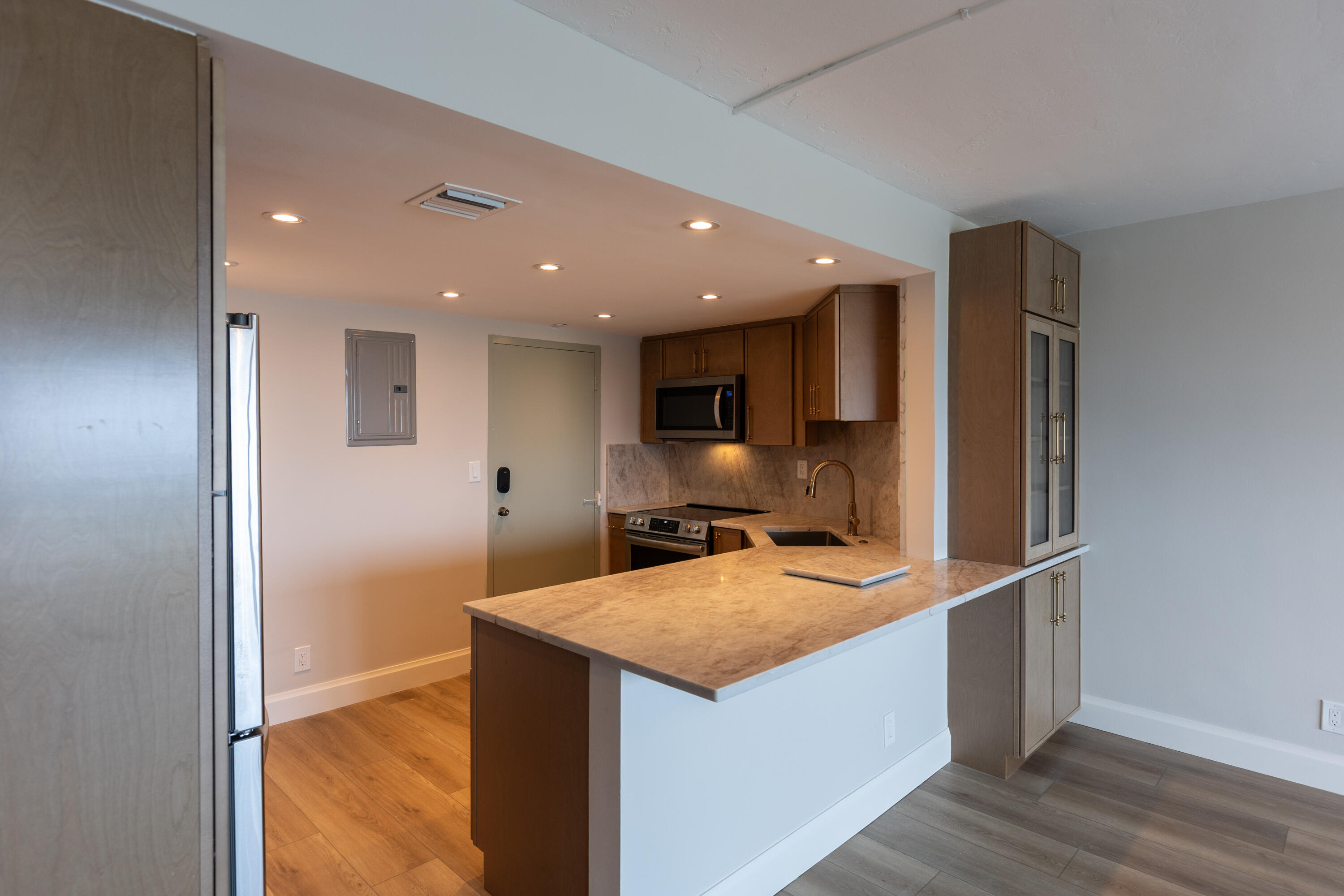 2100 S OCEAN #16H, Fort Lauderdale FL 33316