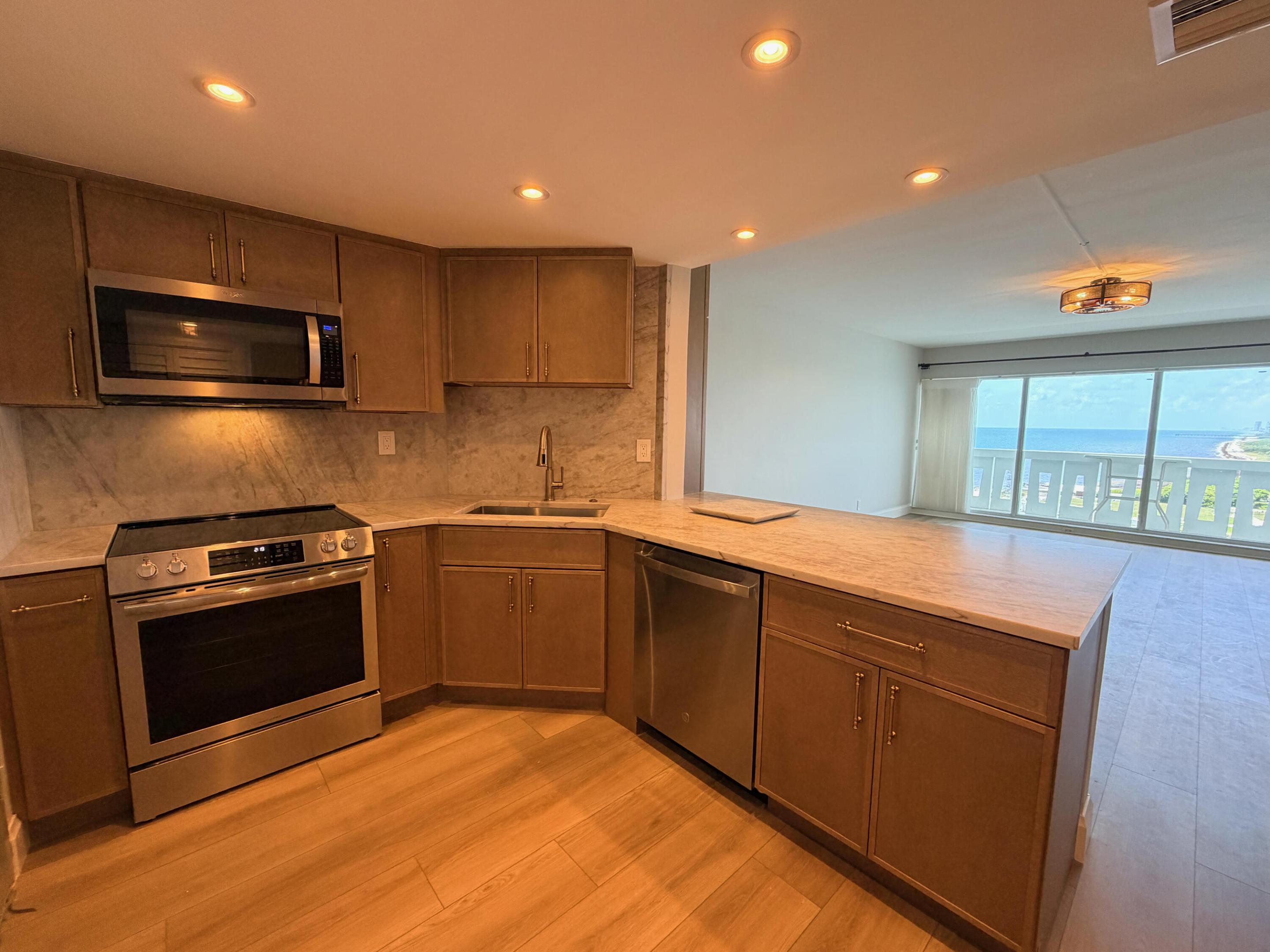 2100 S OCEAN #16H, Fort Lauderdale FL 33316