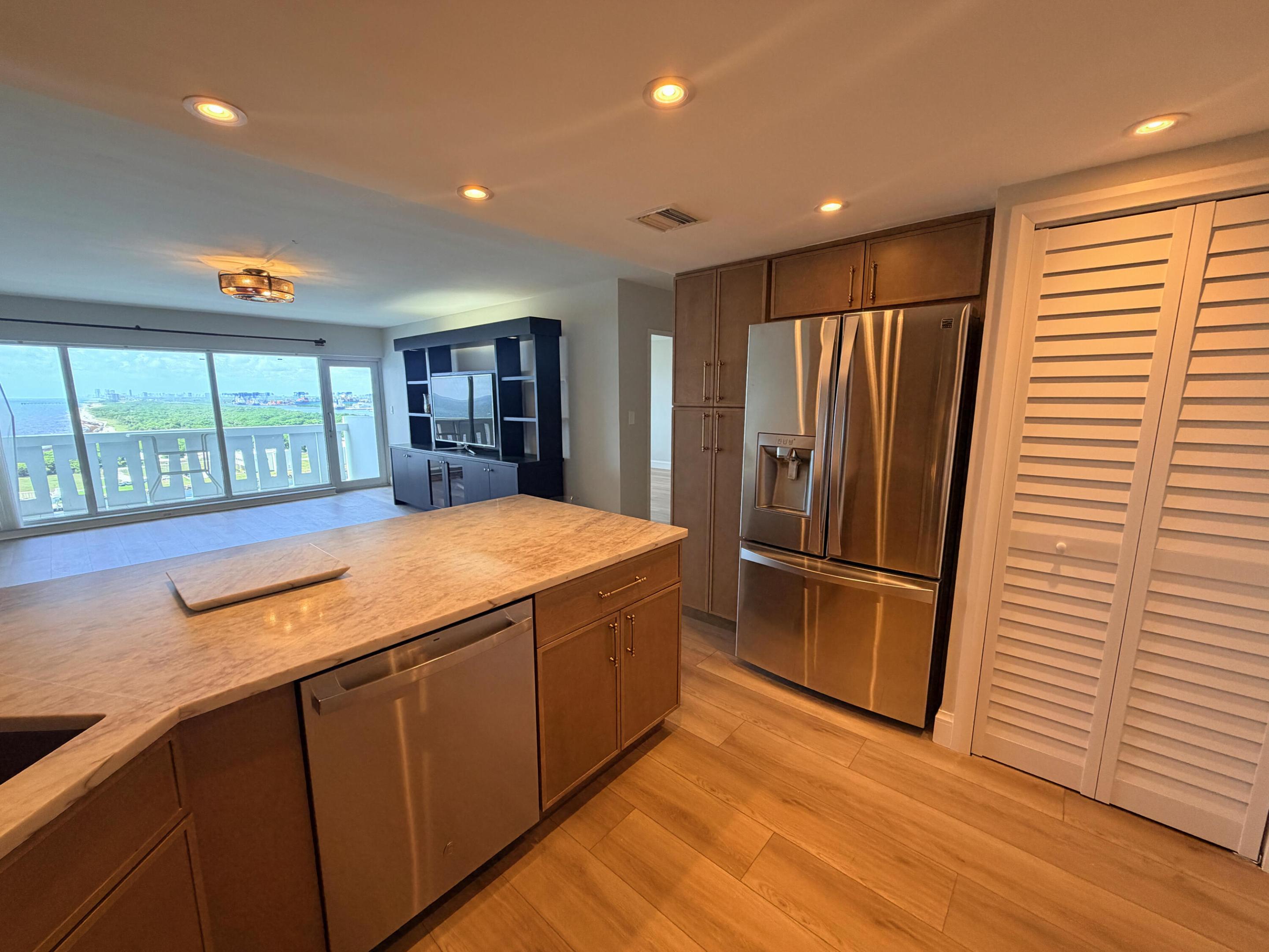 2100 S OCEAN #16H, Fort Lauderdale FL 33316
