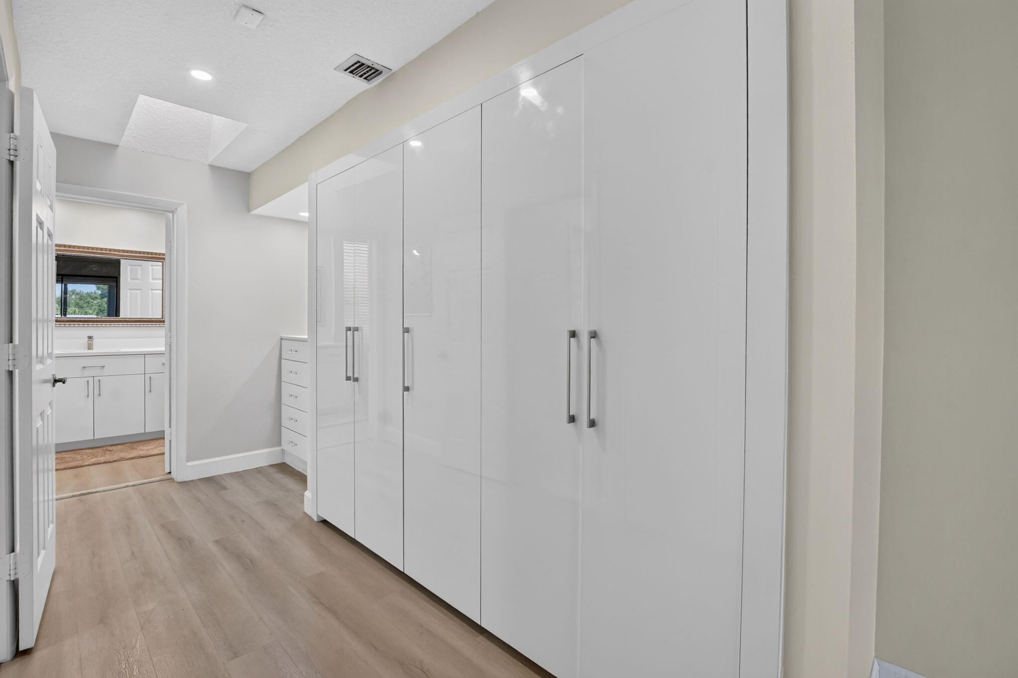 7460 La Paz #304, Boca Raton FL 33433