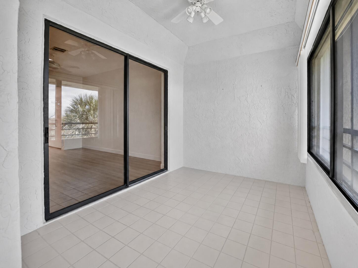 7460 La Paz #304, Boca Raton FL 33433
