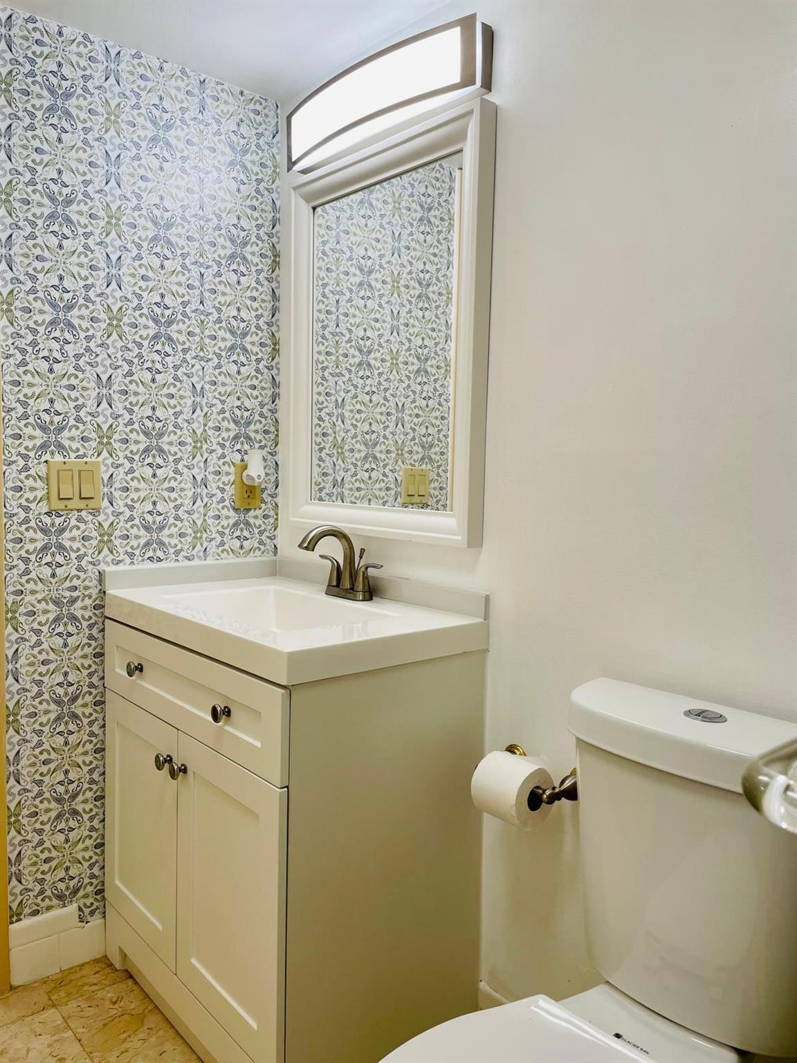 1101 River Reach #215, Fort Lauderdale FL 33315