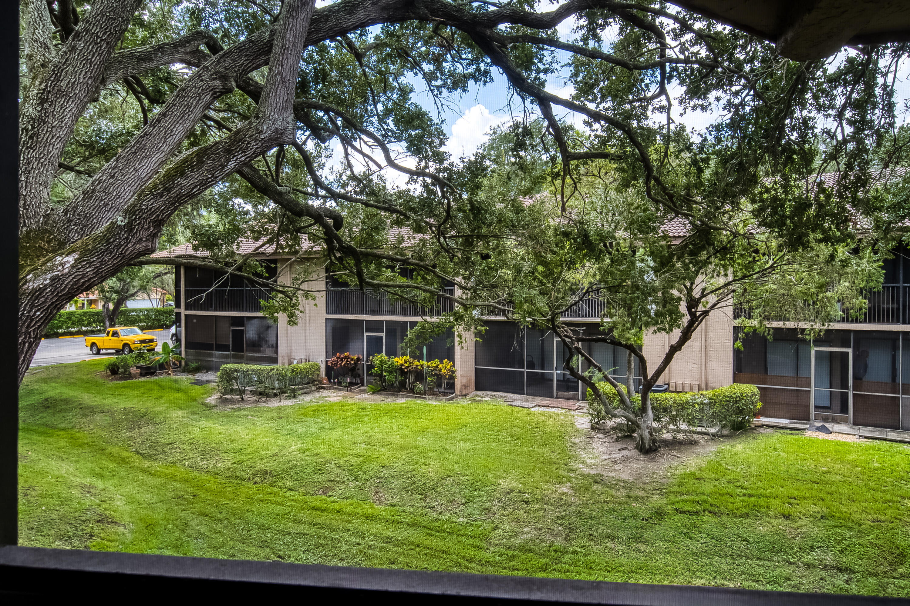 9533 NW 2ND #2-L, Coral Springs FL 33071