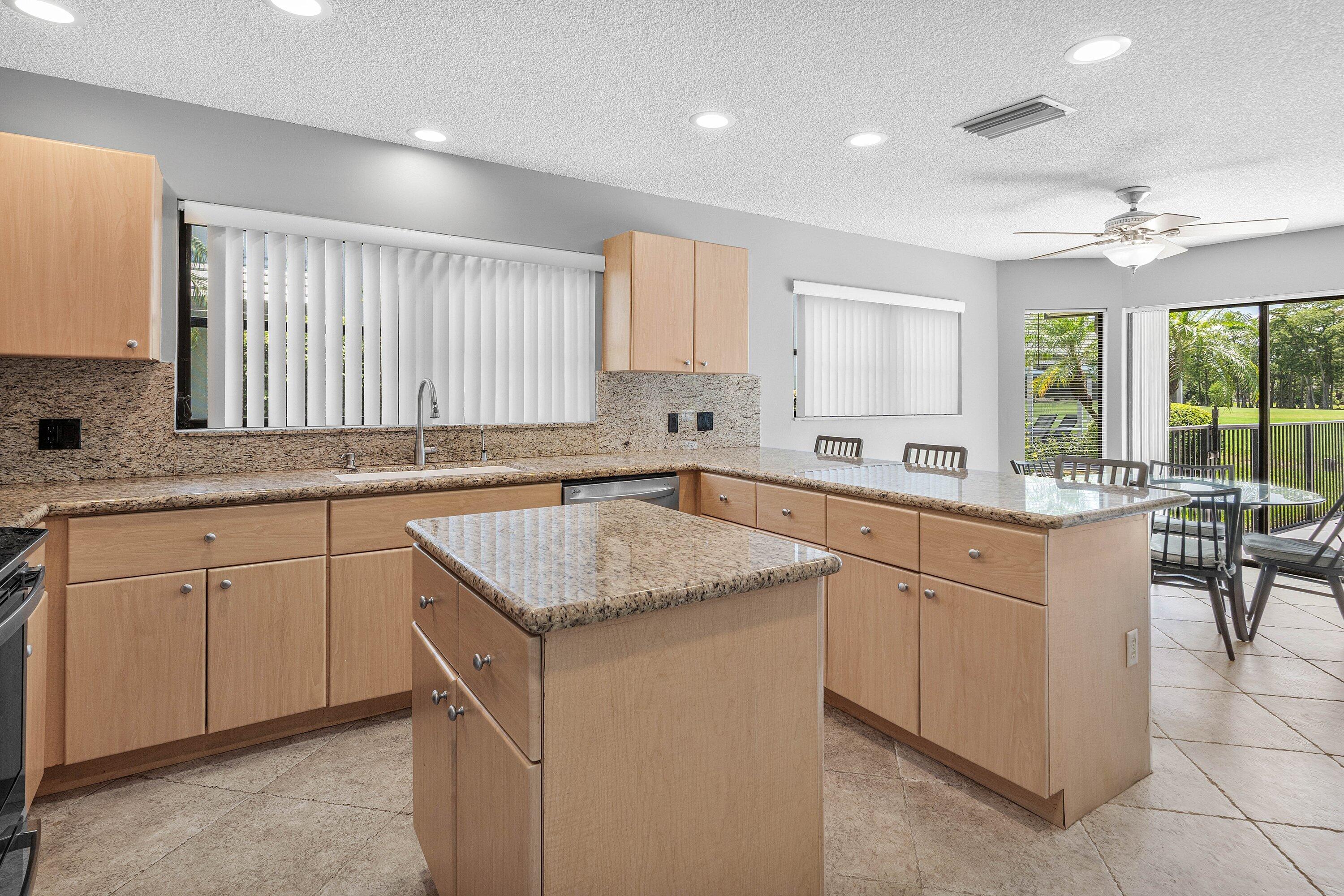 10891 Boca Woods, Boca Raton FL 33428