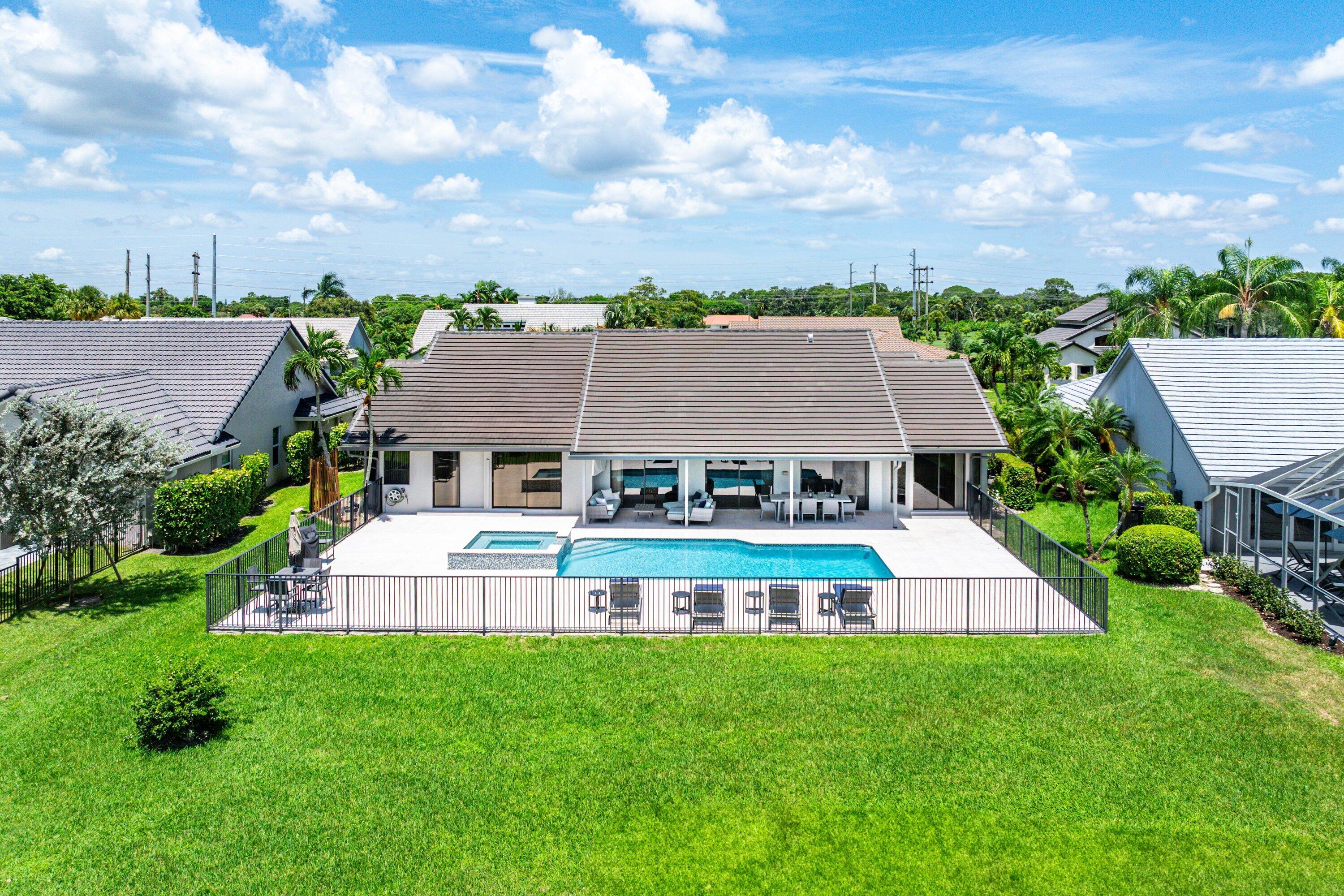 10891 Boca Woods, Boca Raton FL 33428