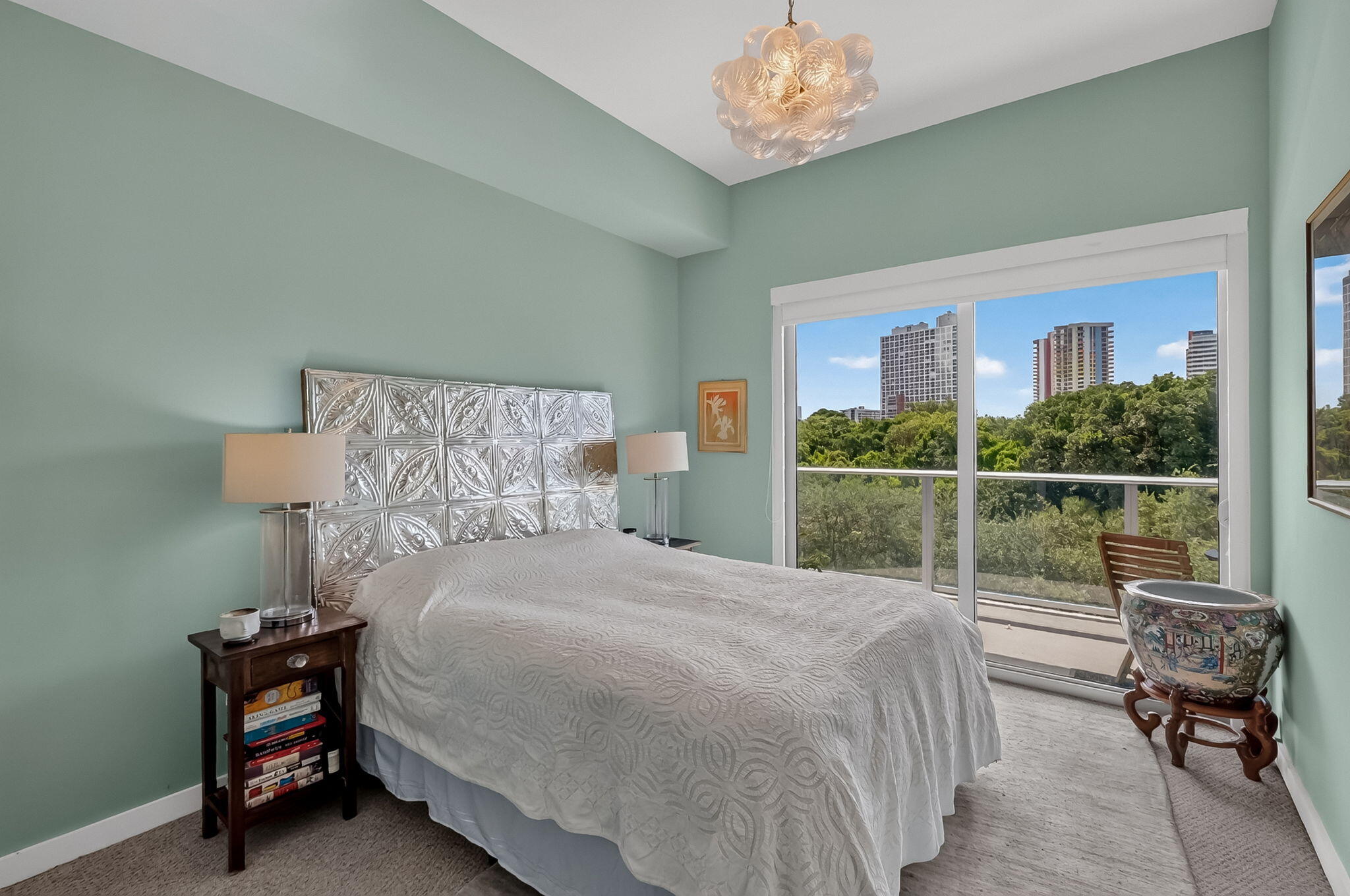 1600 SW 1ST #413, Miami FL 33129