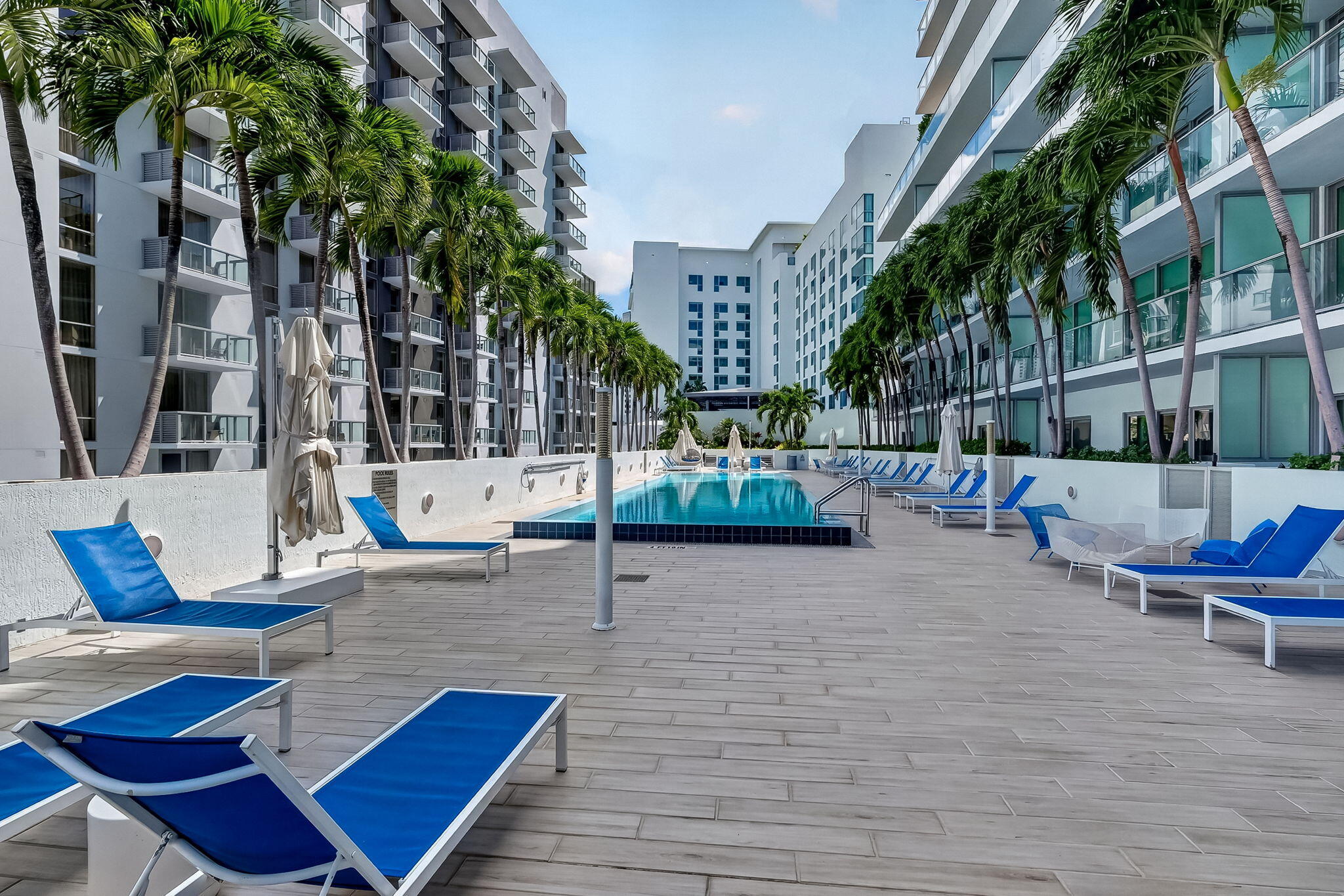 1600 SW 1ST #413, Miami FL 33129