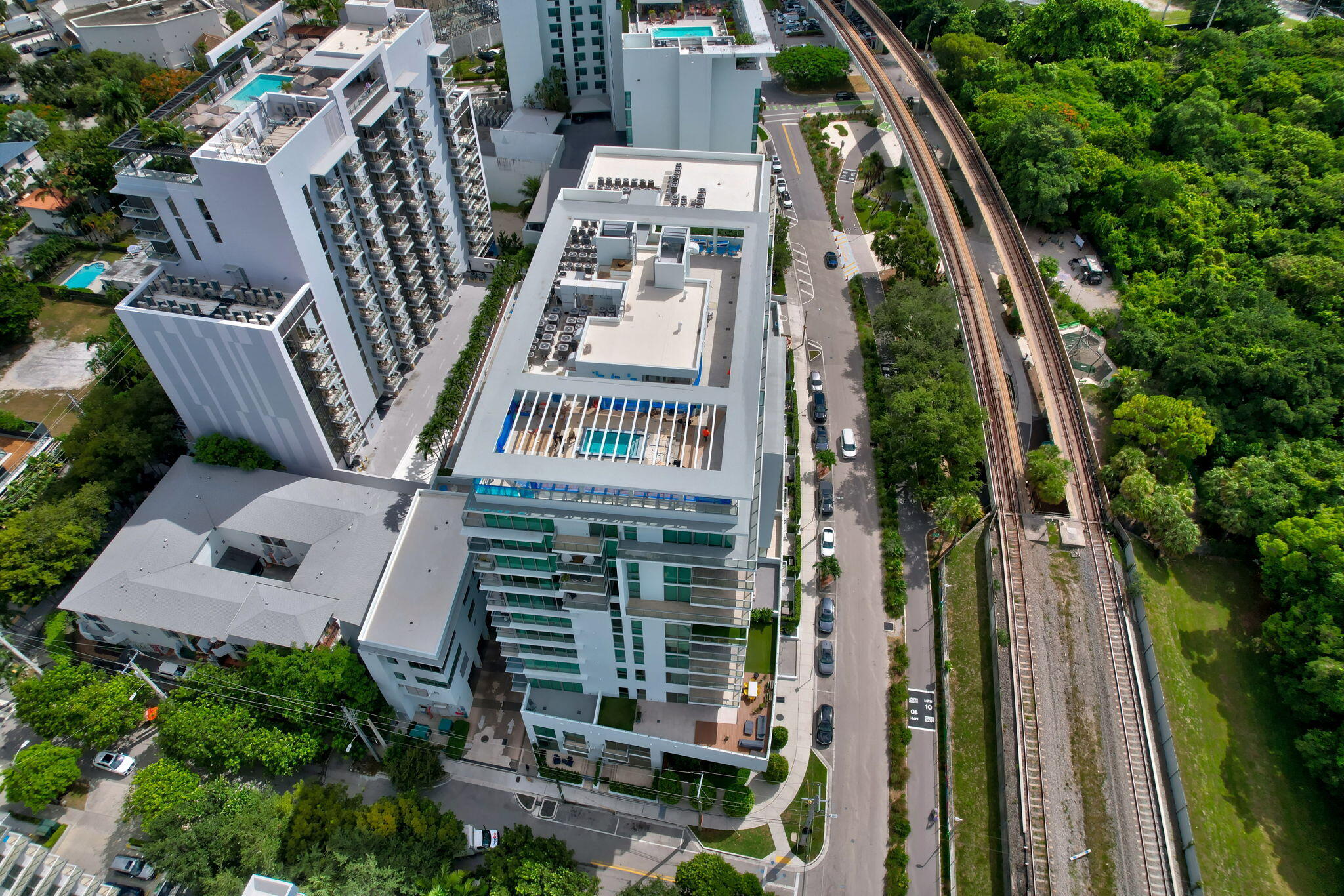 1600 SW 1ST #413, Miami FL 33129
