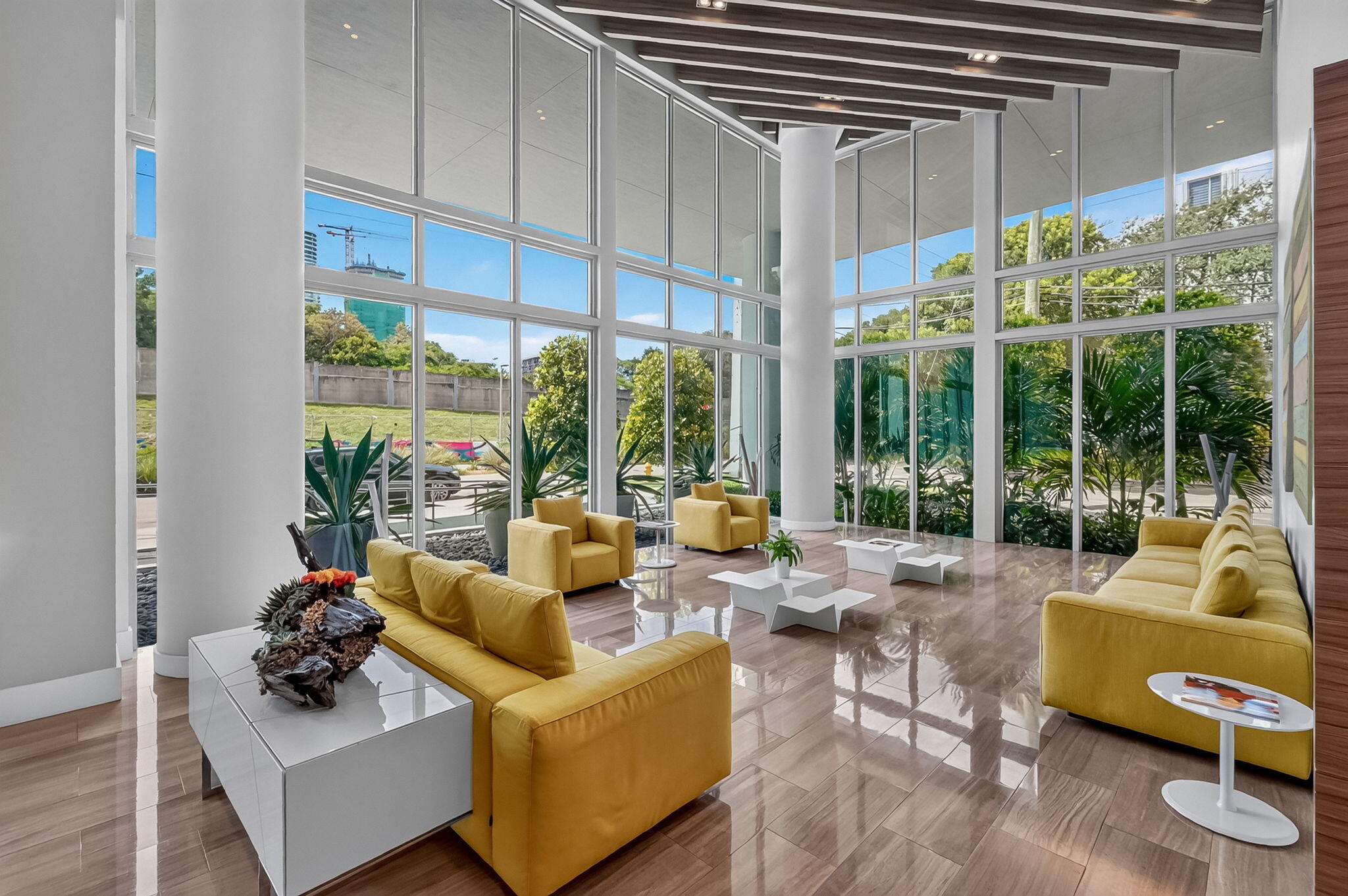 1600 SW 1ST #413, Miami FL 33129