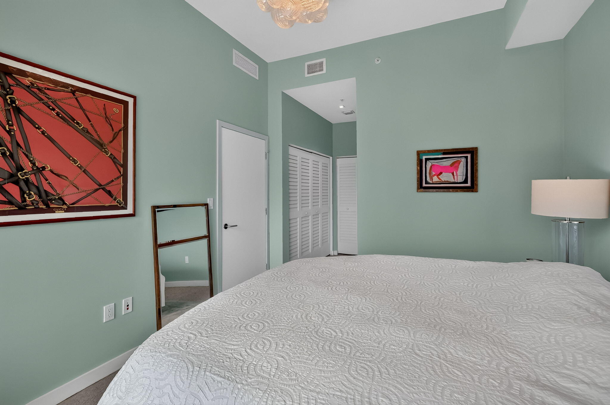 1600 SW 1ST #413, Miami FL 33129