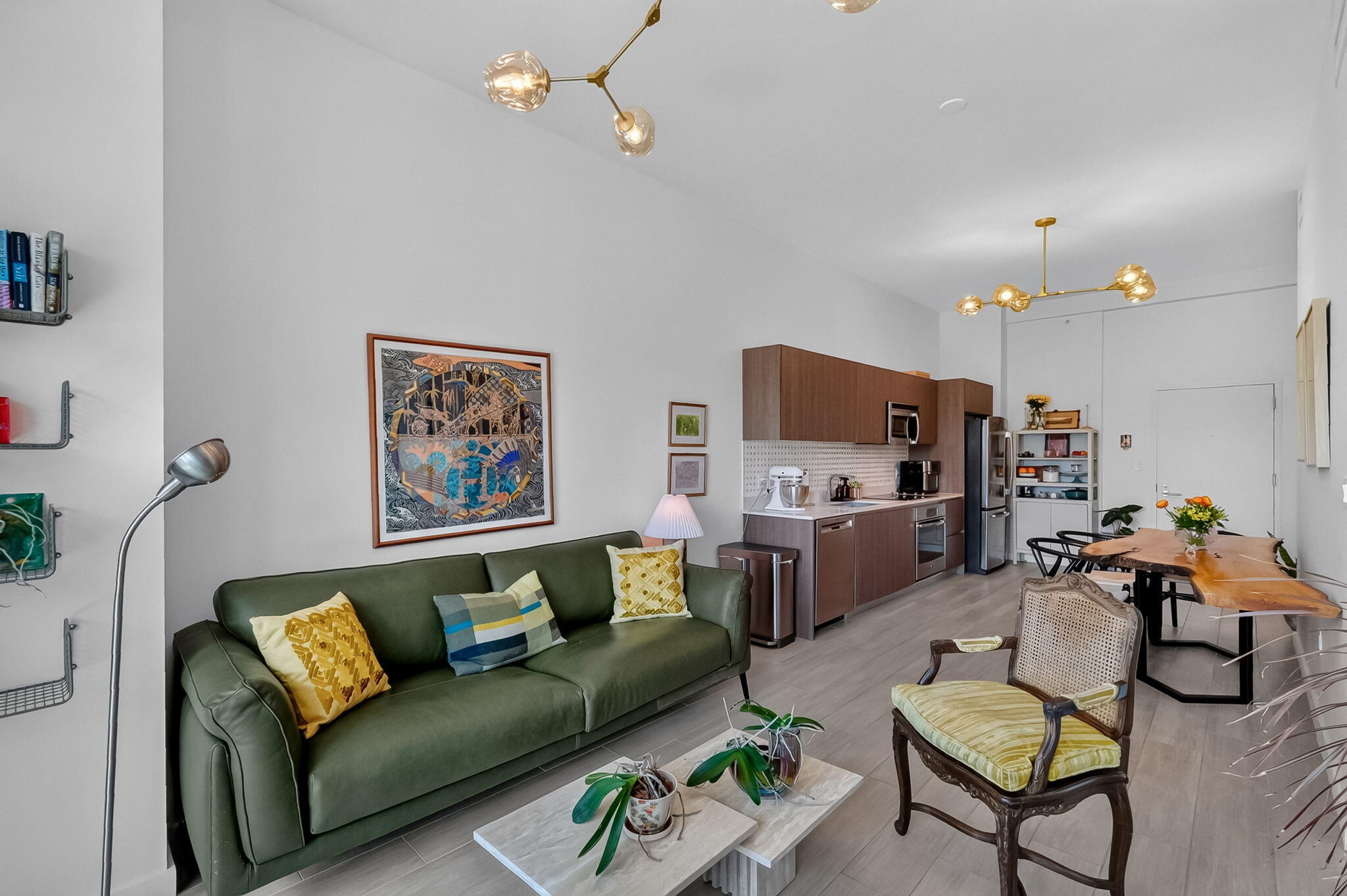 1600 SW 1ST #413, Miami FL 33129
