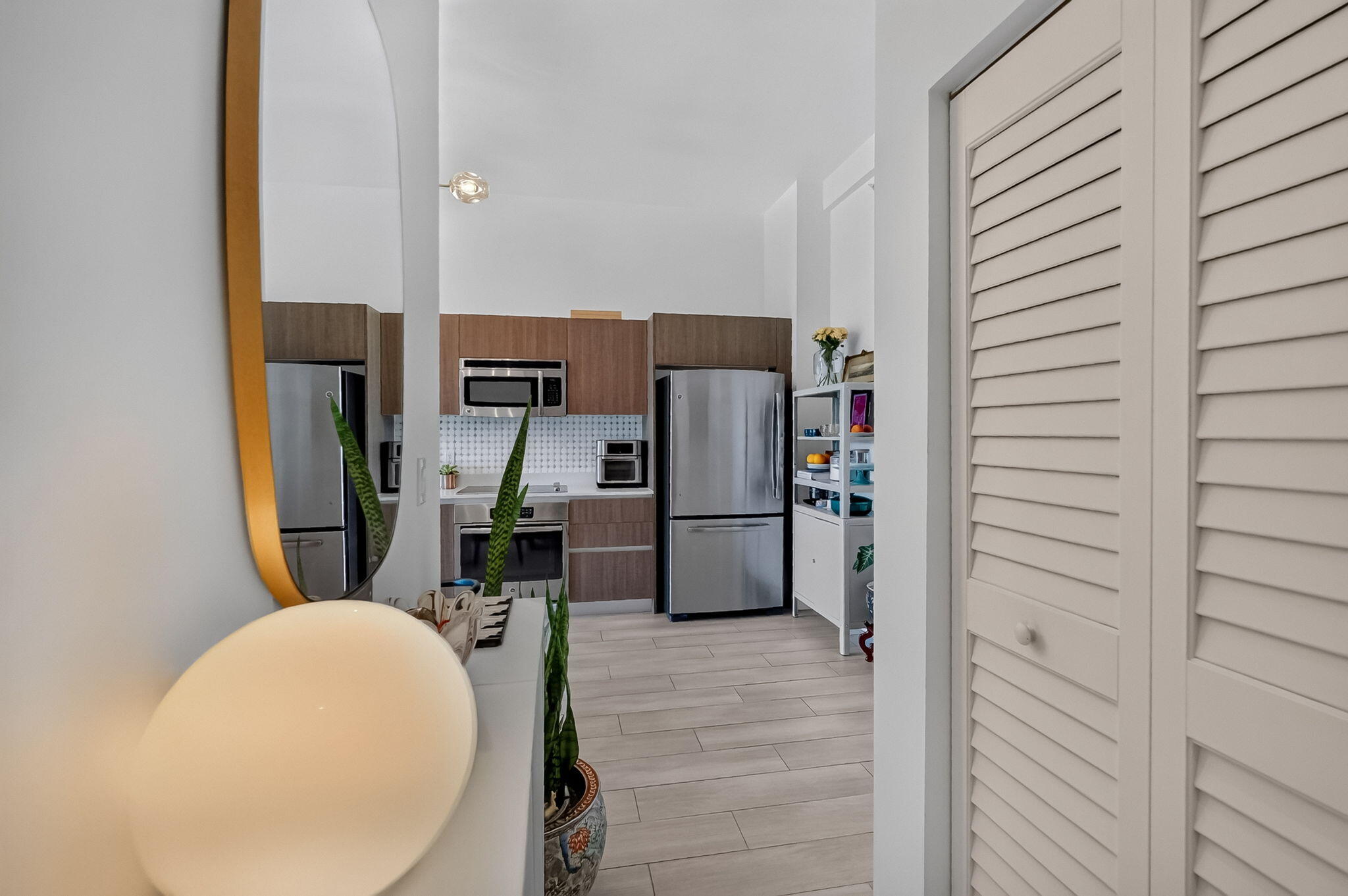 1600 SW 1ST #413, Miami FL 33129