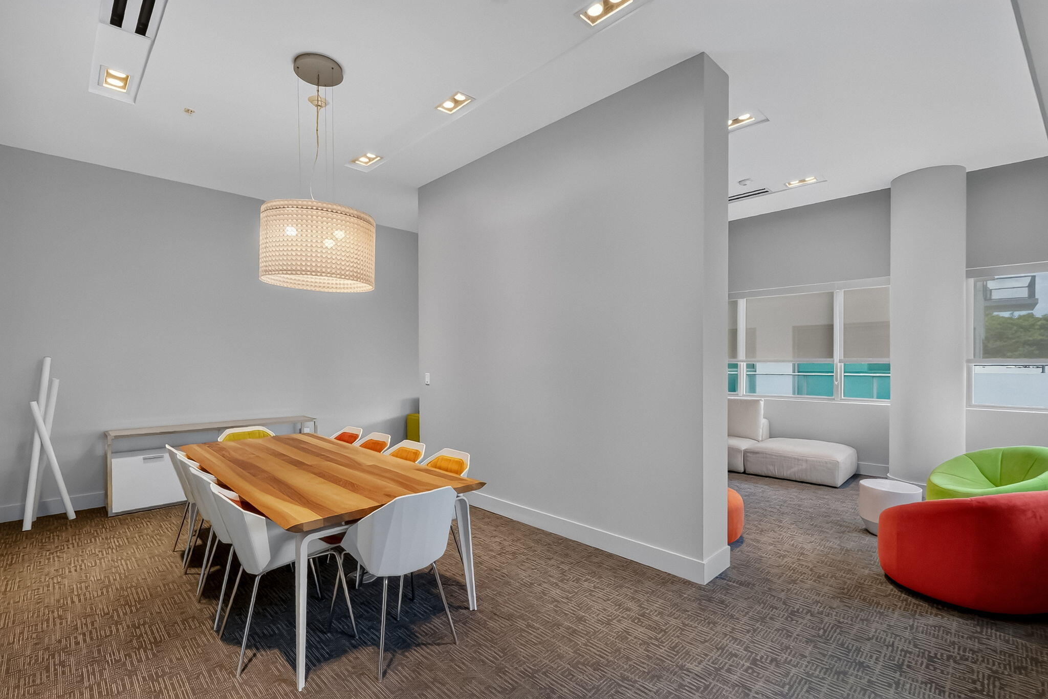 1600 SW 1ST #413, Miami FL 33129