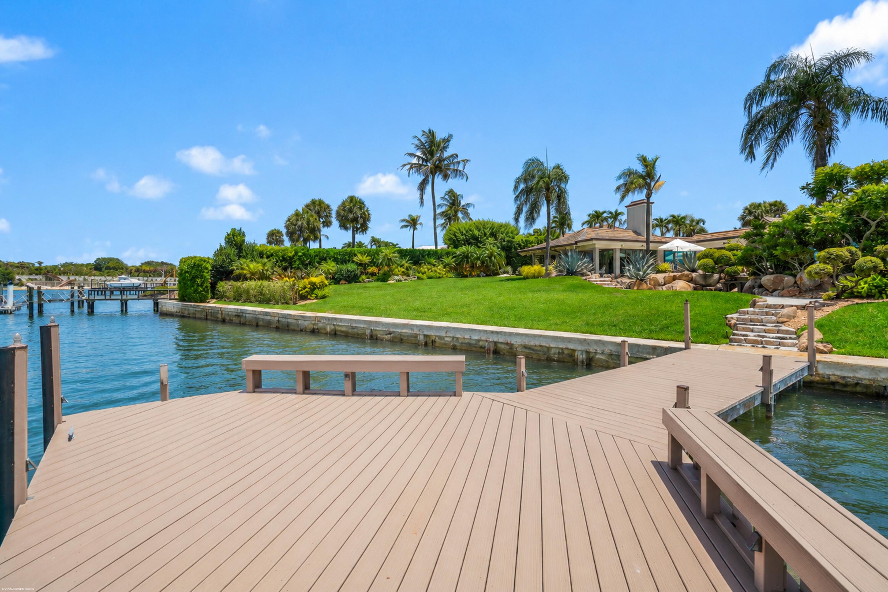 90 Lighthouse, Jupiter Inlet Colony FL 33469