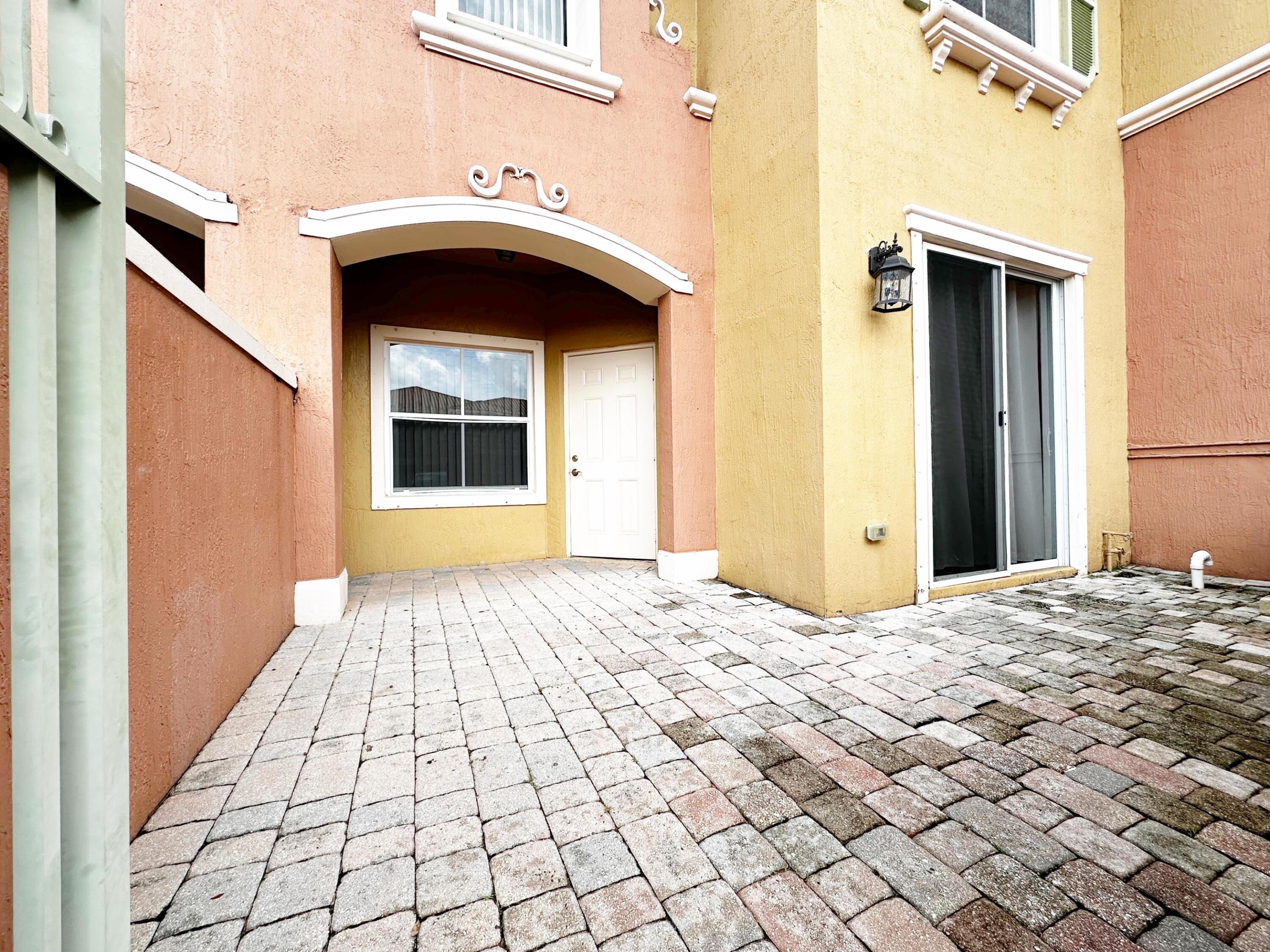 614 SW 106TH #1507, Pembroke Pines FL 33025
