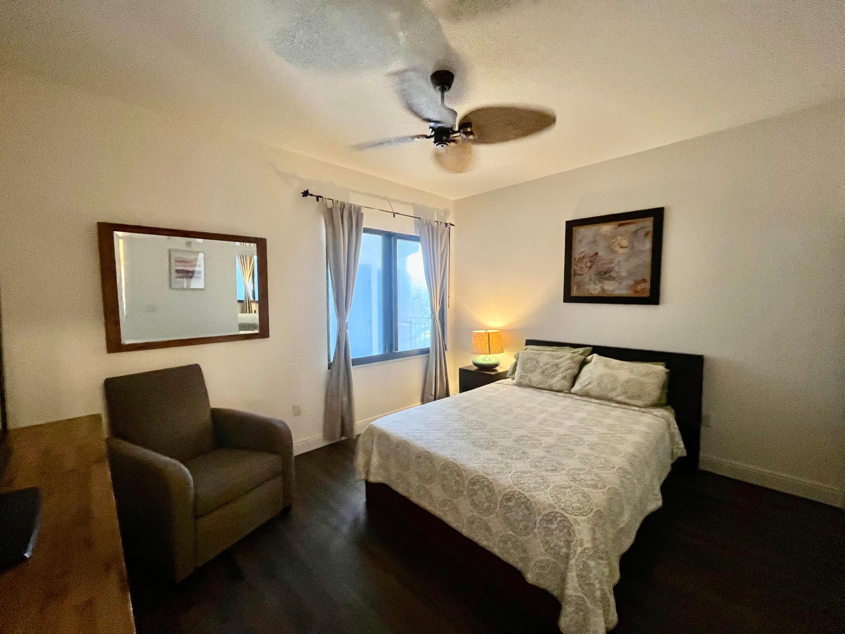 370 GOLFVIEW #302, North Palm Beach FL 33408