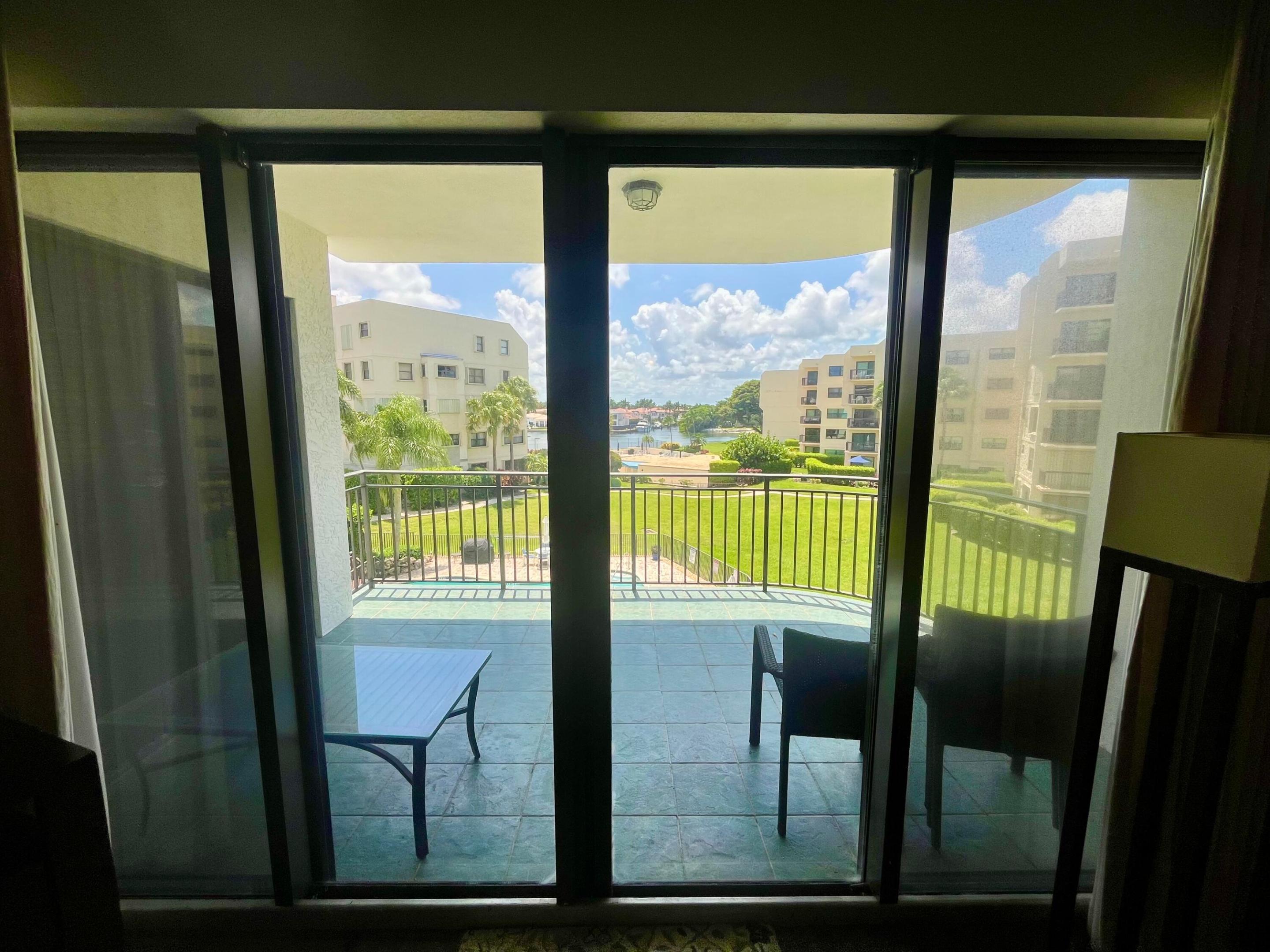 370 GOLFVIEW #302, North Palm Beach FL 33408