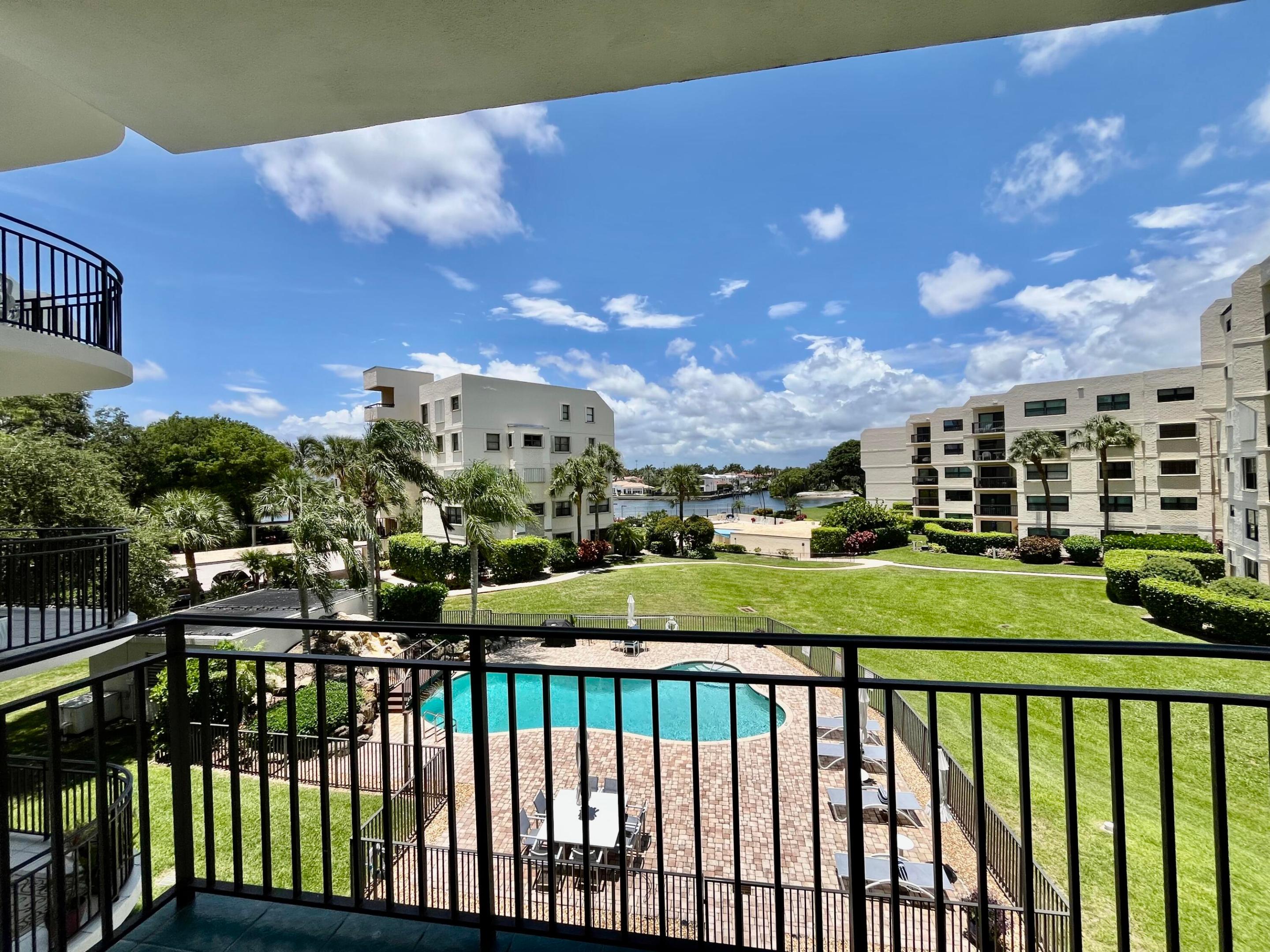 370 GOLFVIEW #302, North Palm Beach FL 33408