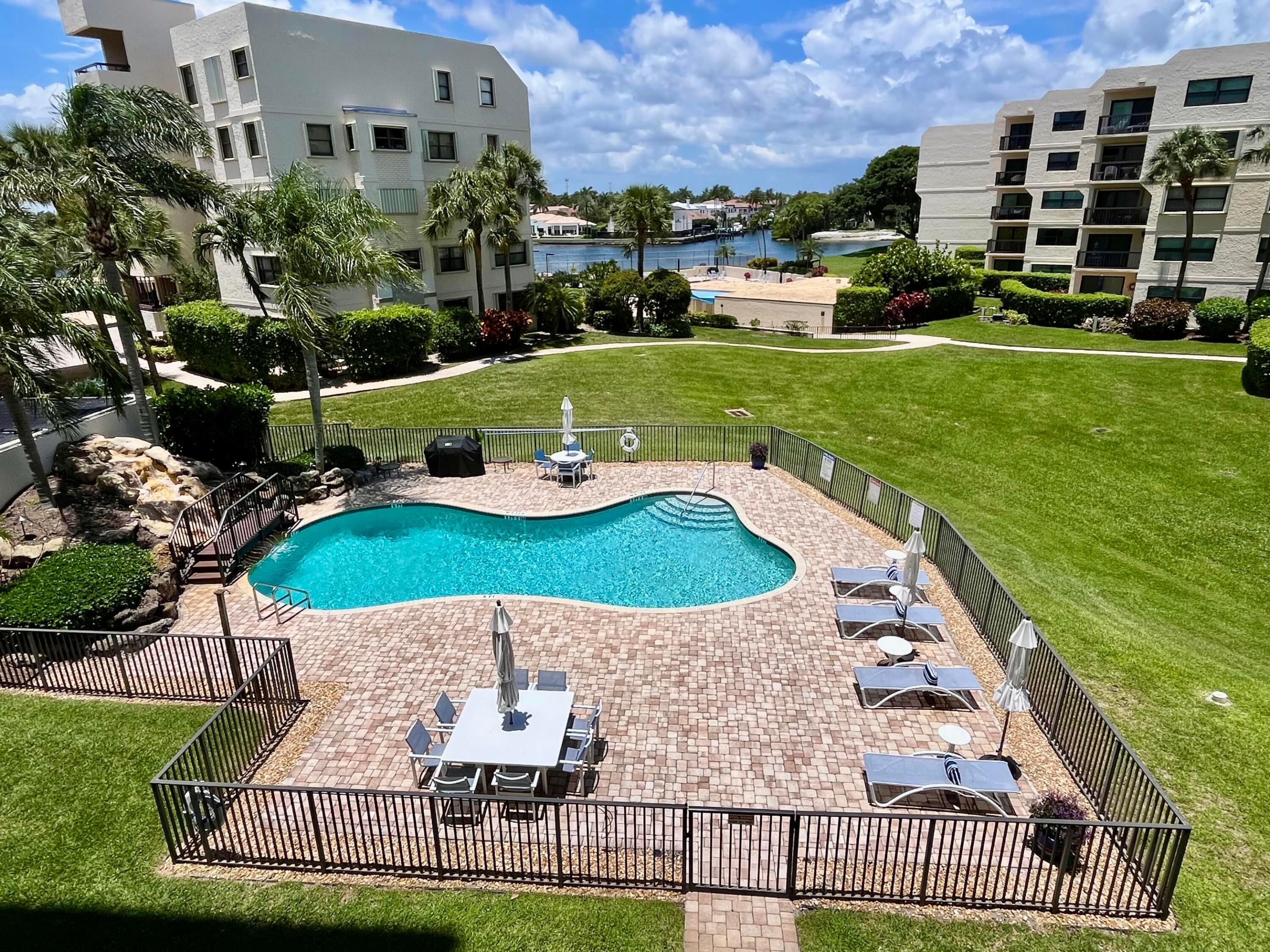 370 GOLFVIEW #302, North Palm Beach FL 33408