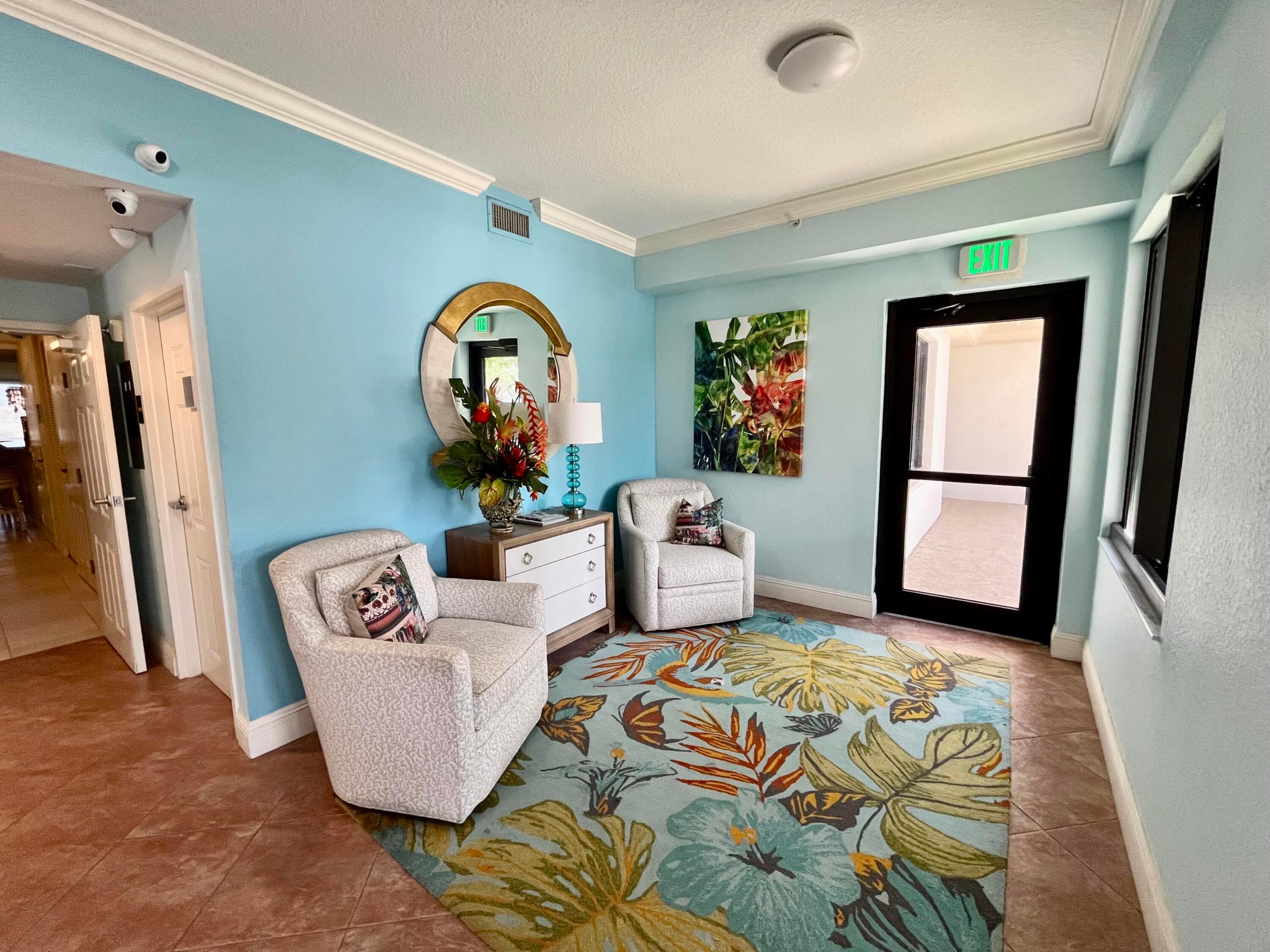 370 GOLFVIEW #302, North Palm Beach FL 33408