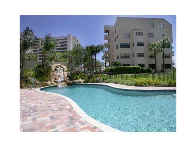 370 GOLFVIEW #302, North Palm Beach FL 33408