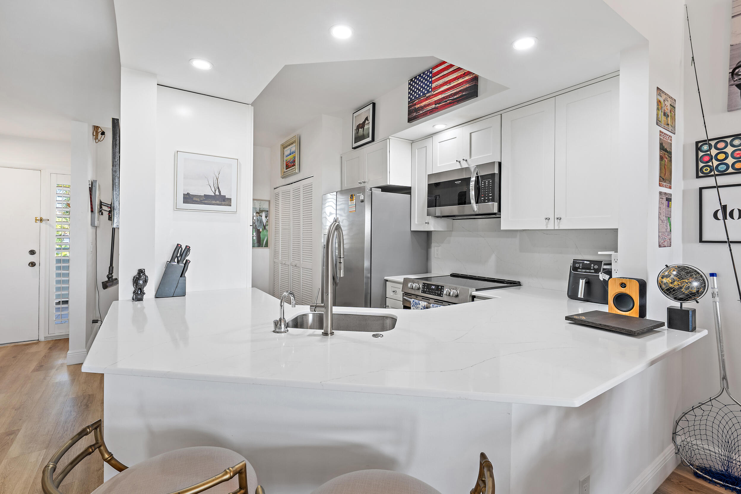 200 Waterway #208, Tequesta FL 33469
