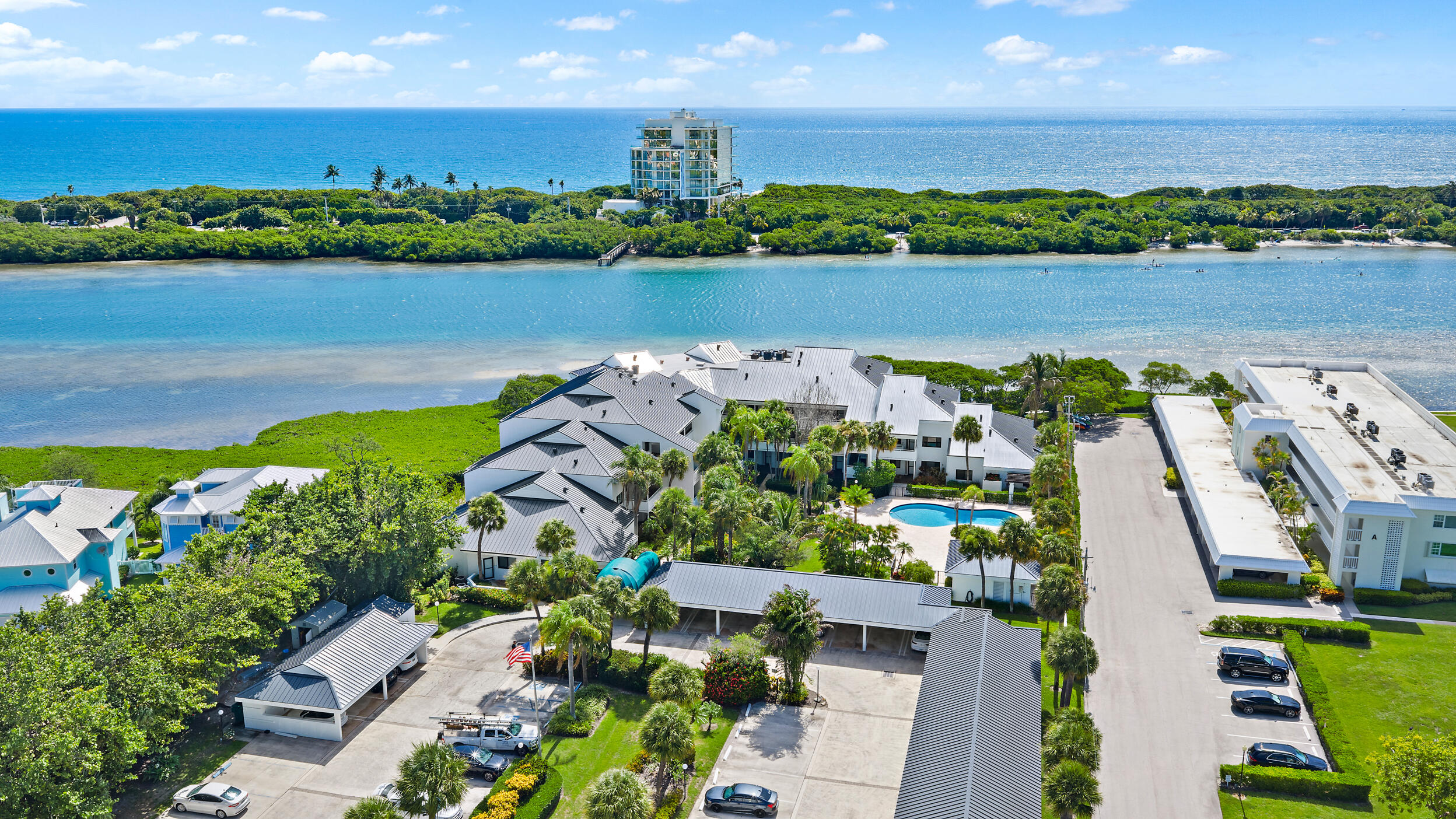 200 Waterway #208, Tequesta FL 33469