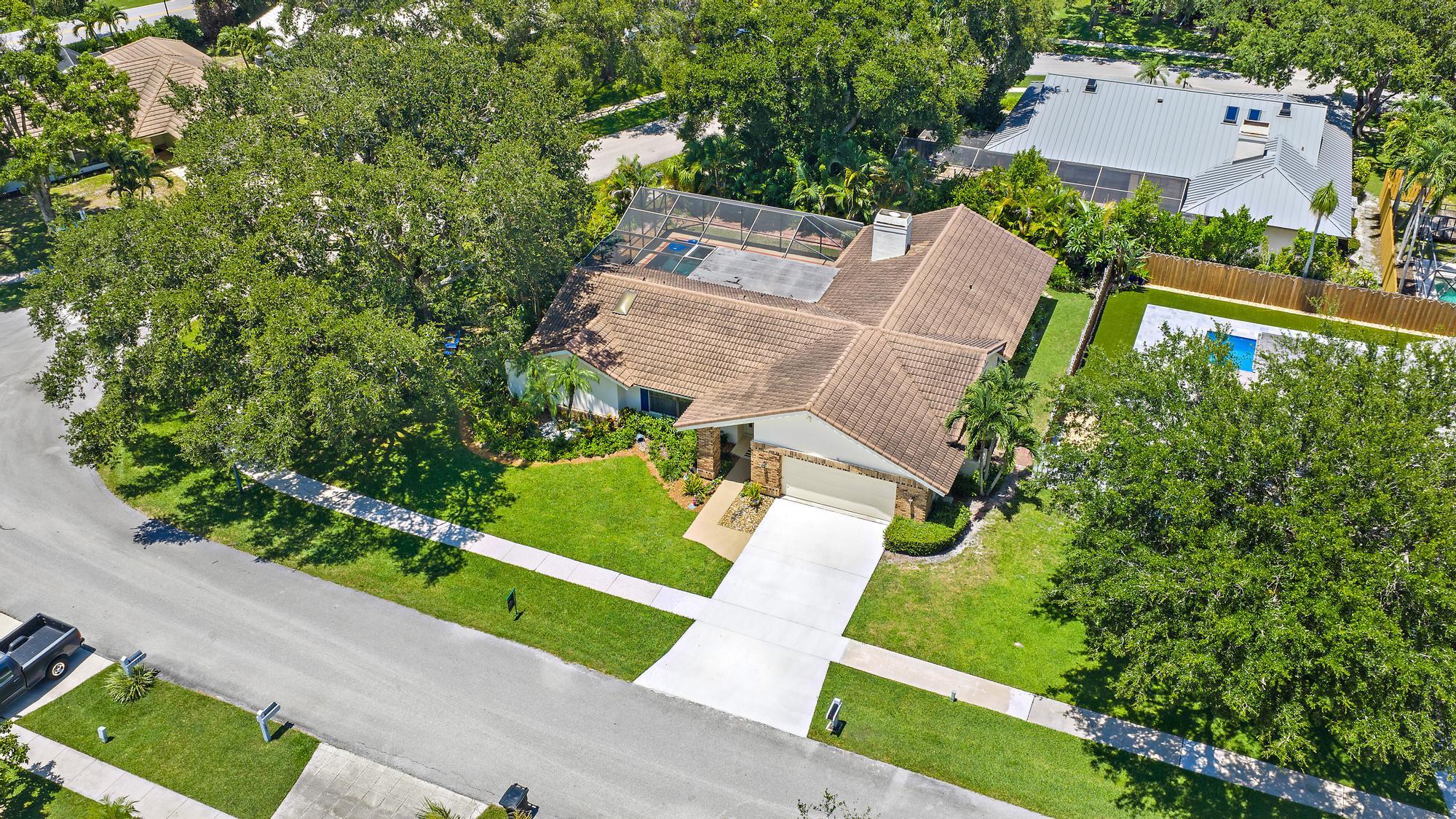 180 Bayberry, Jupiter FL 33458