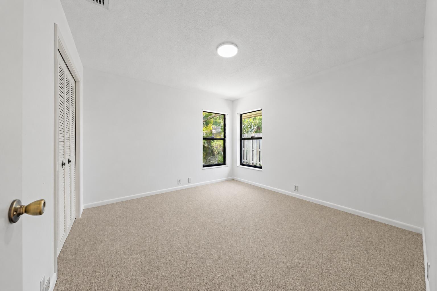 180 Bayberry, Jupiter FL 33458
