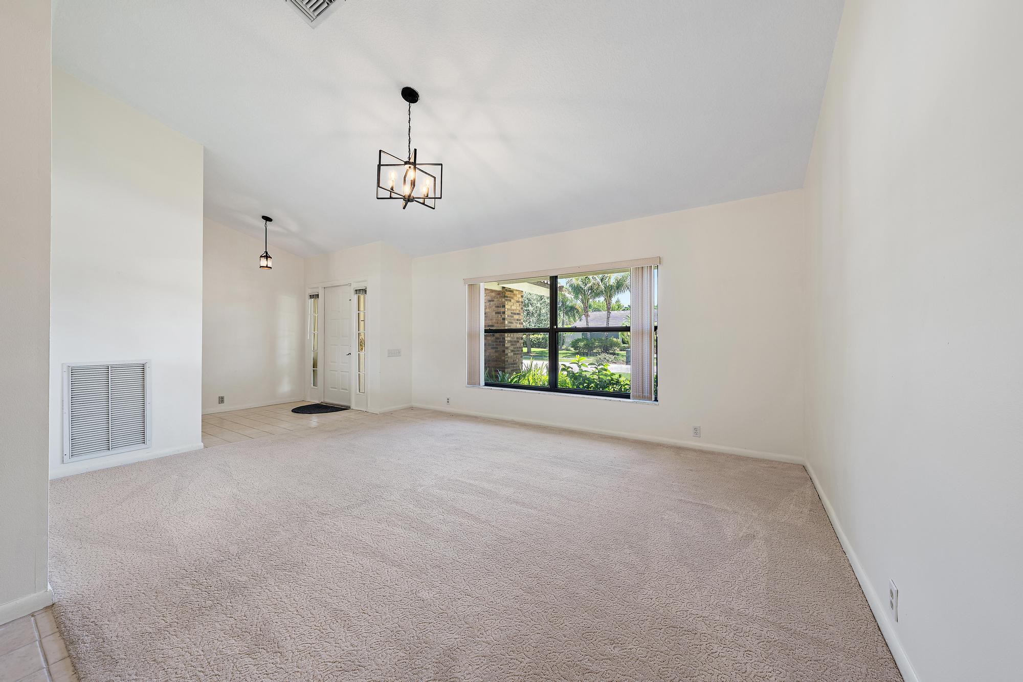 180 Bayberry, Jupiter FL 33458