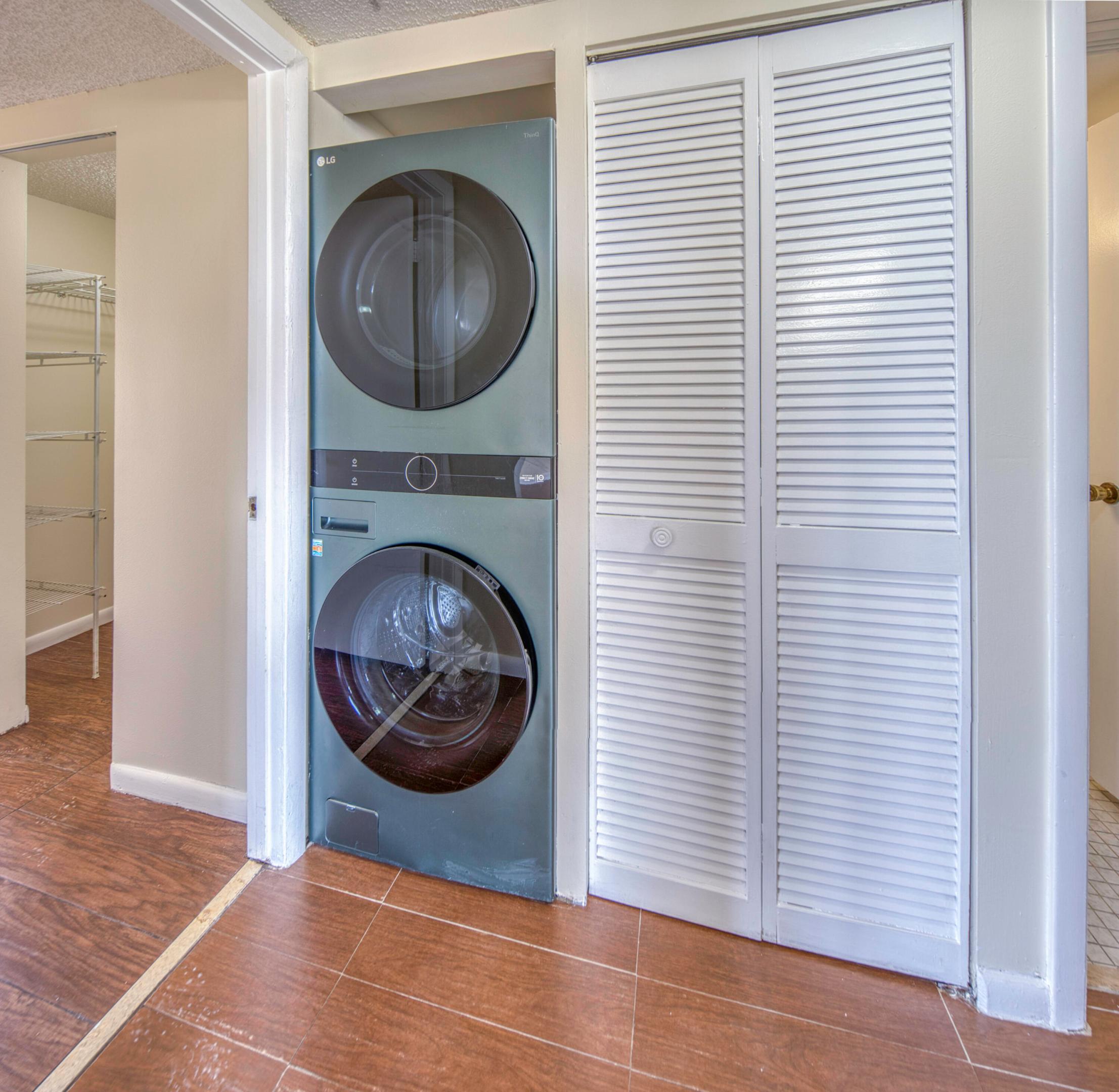 890 N FEDERAL #412, Lantana FL 33462