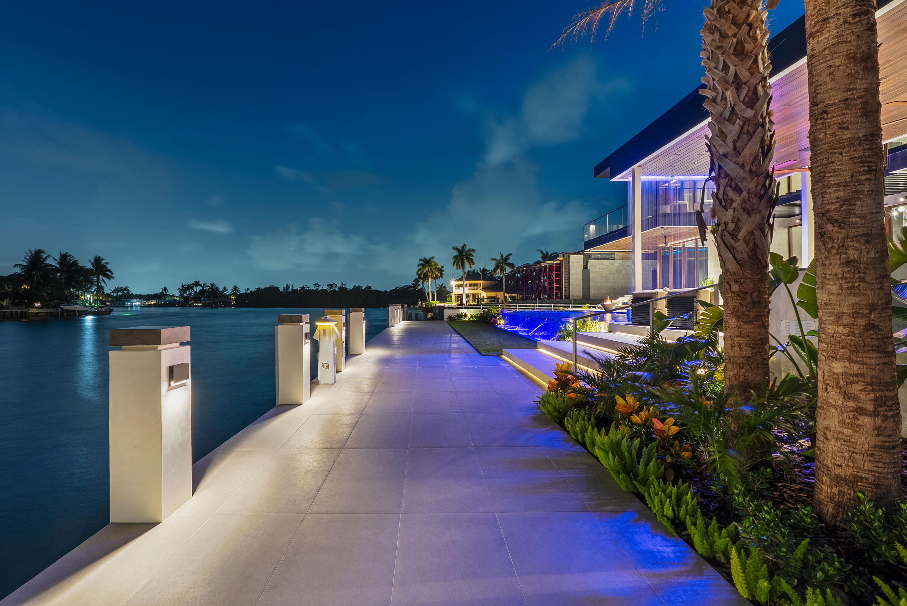 2600 NE 24TH, Lighthouse Point FL 33064