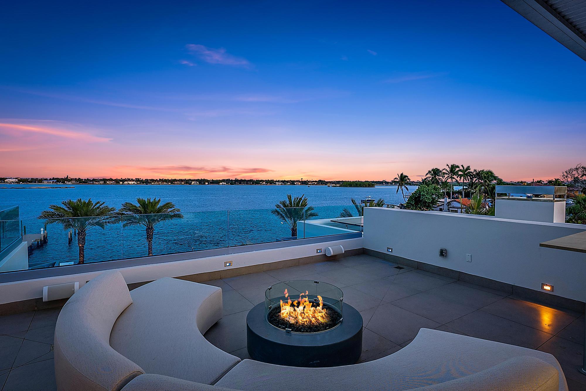 3030 WASHINGTON, West Palm Beach FL 33405