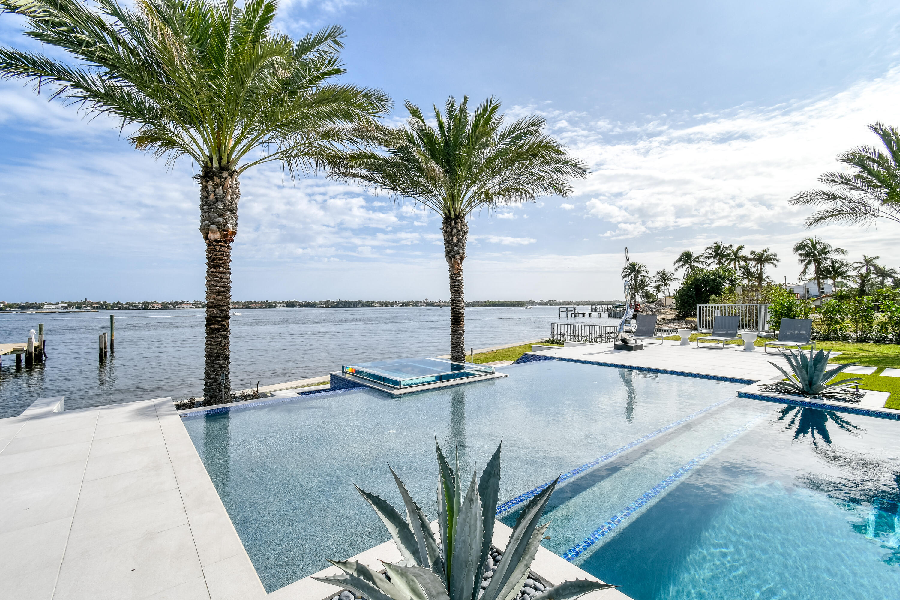 3030 WASHINGTON, West Palm Beach FL 33405