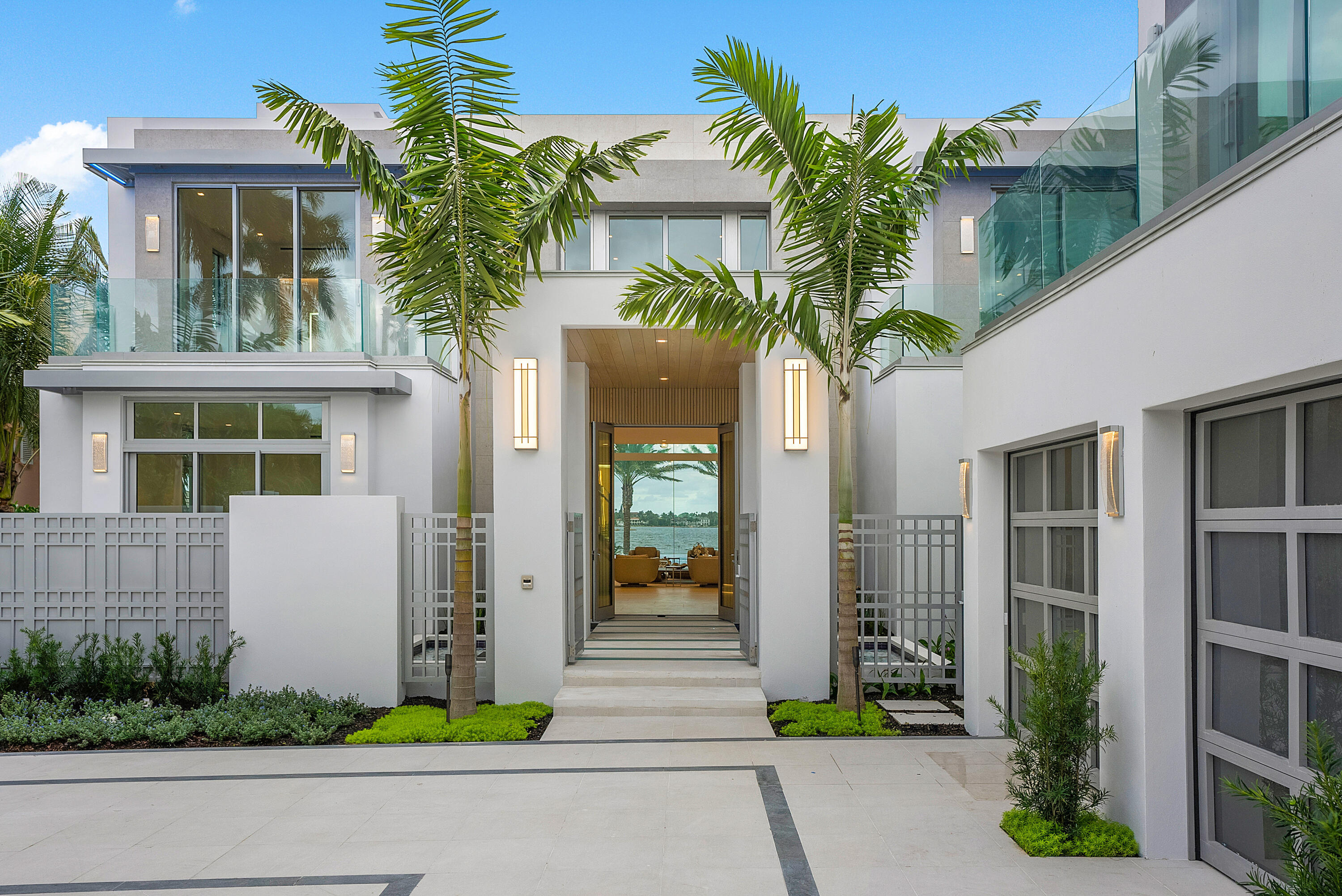 3030 WASHINGTON, West Palm Beach FL 33405