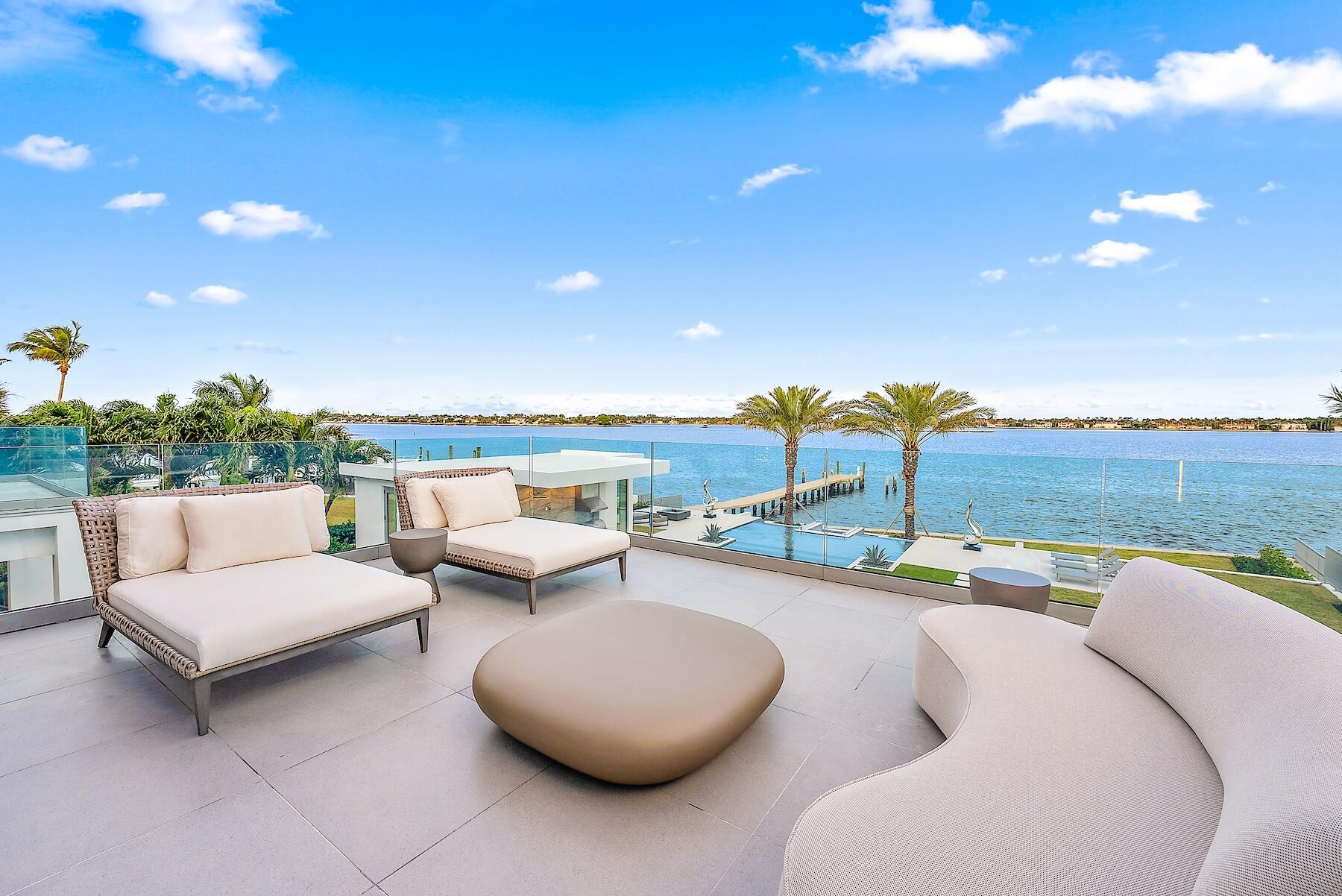 3030 WASHINGTON, West Palm Beach FL 33405