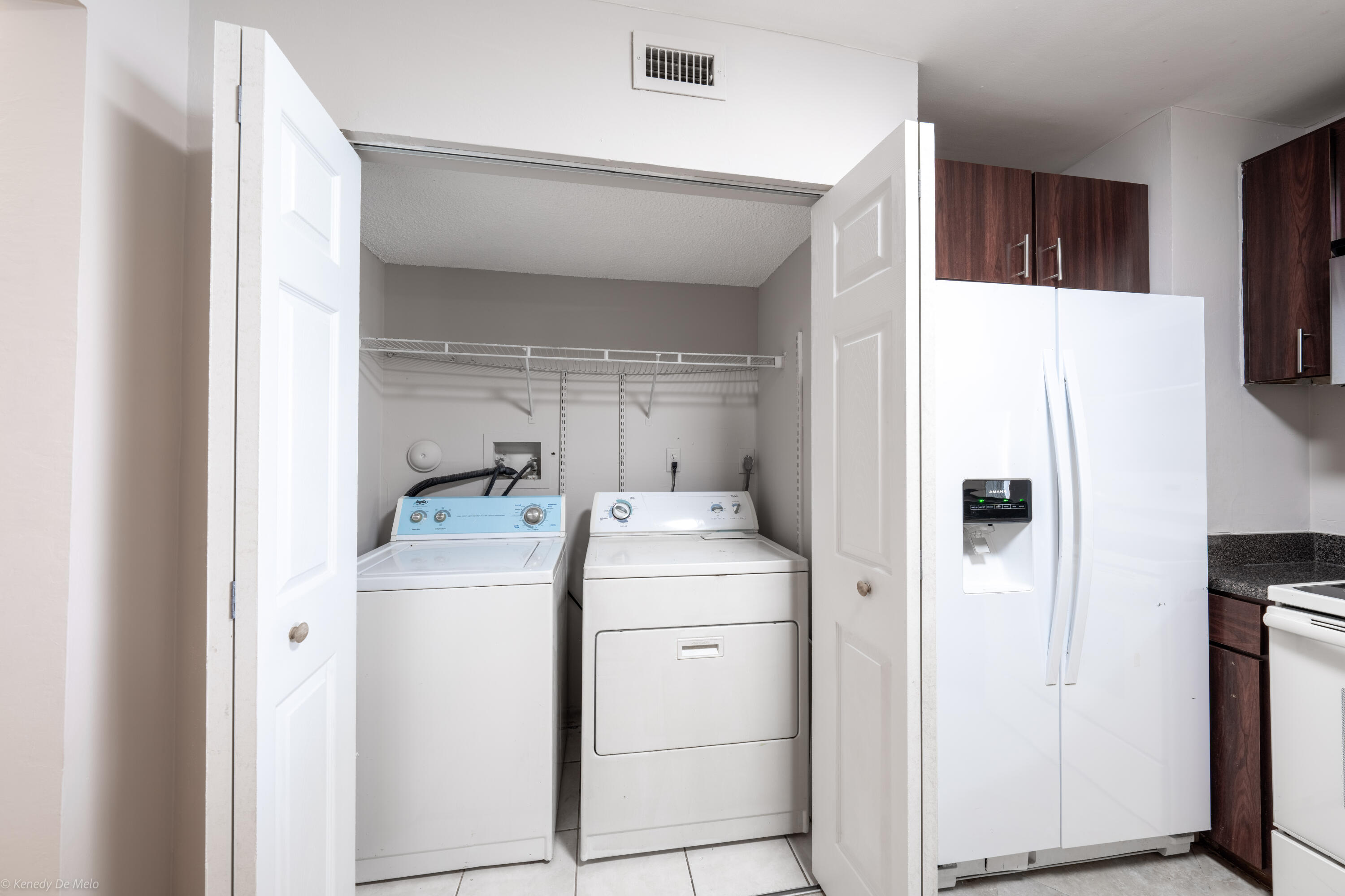 3469 NW 44th #101, Oakland Park FL 33309