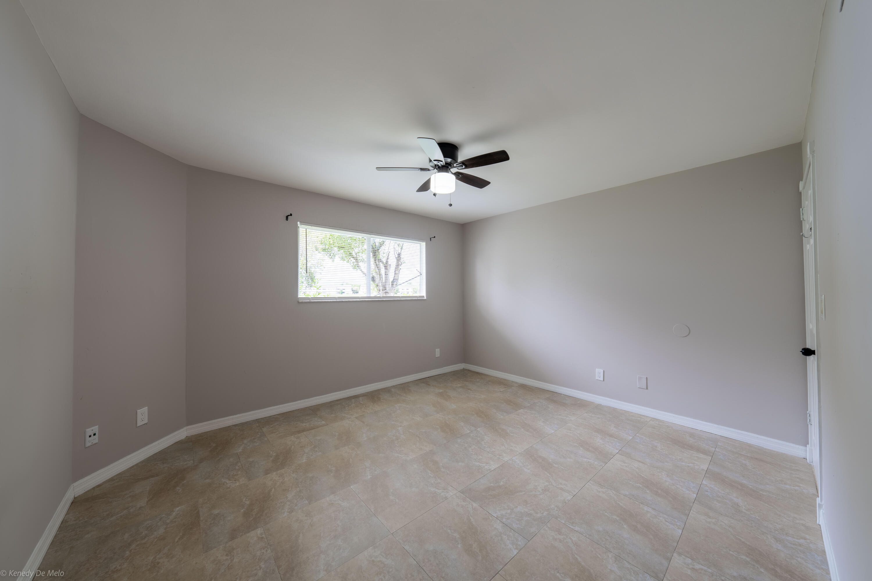 3469 NW 44th #101, Oakland Park FL 33309