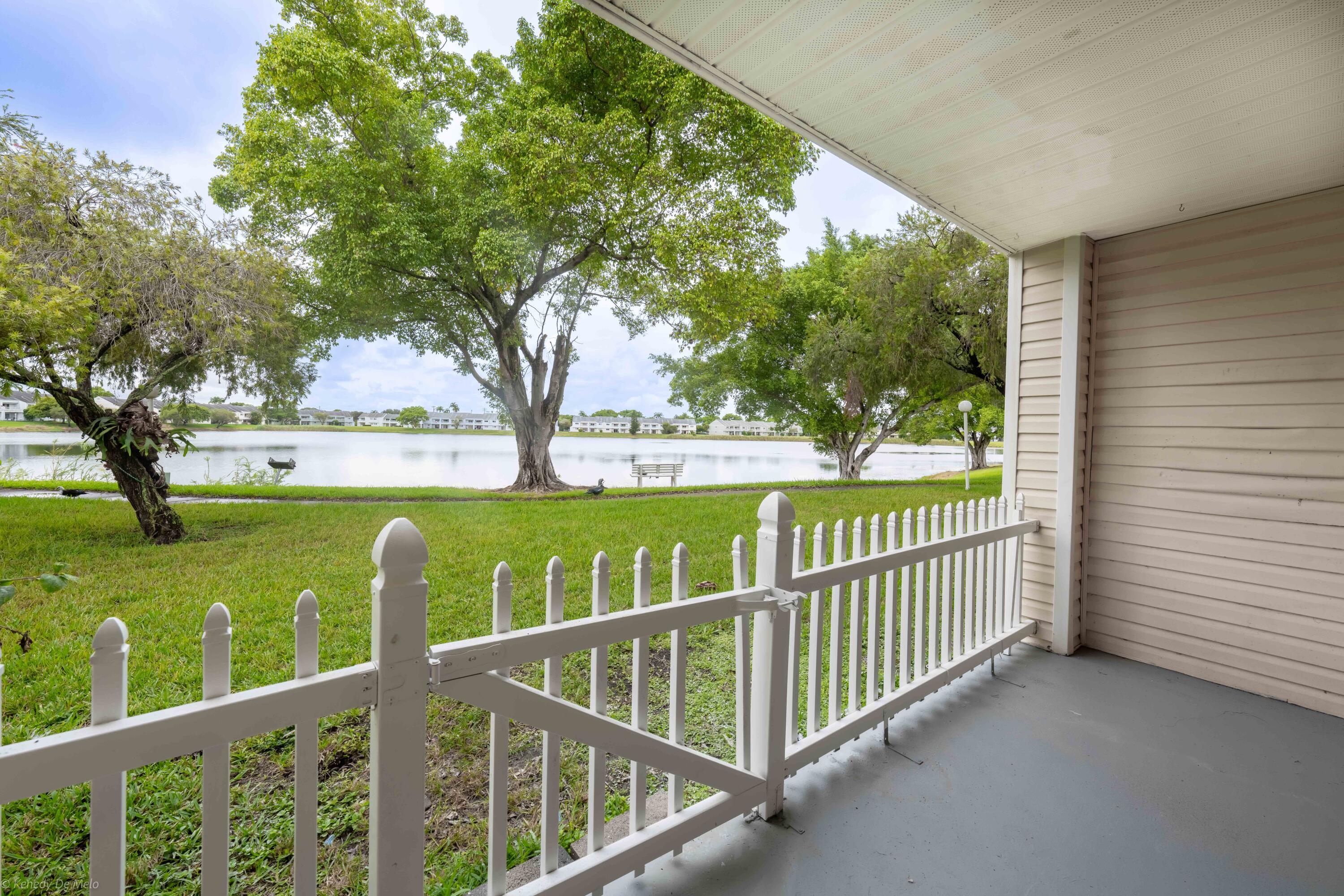 3469 NW 44th #101, Oakland Park FL 33309