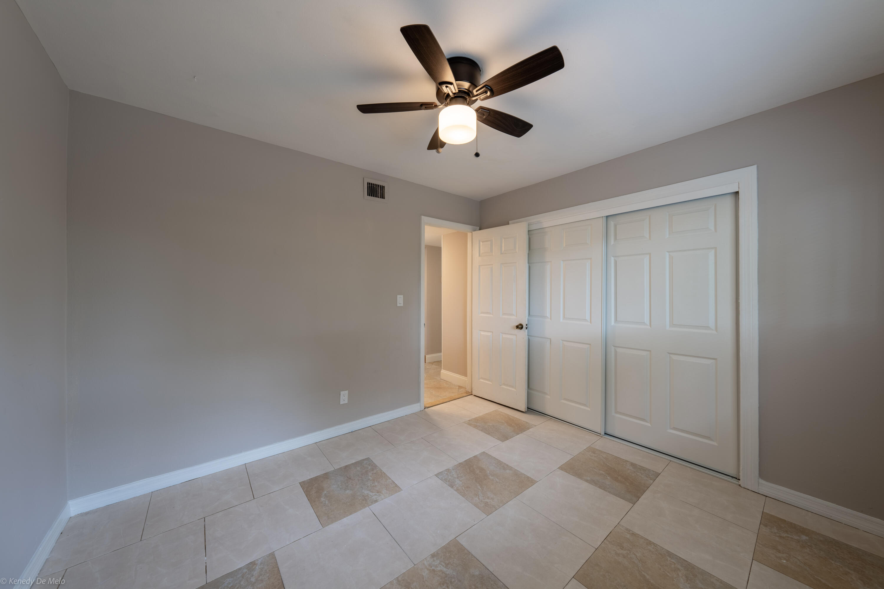 3469 NW 44th #101, Oakland Park FL 33309