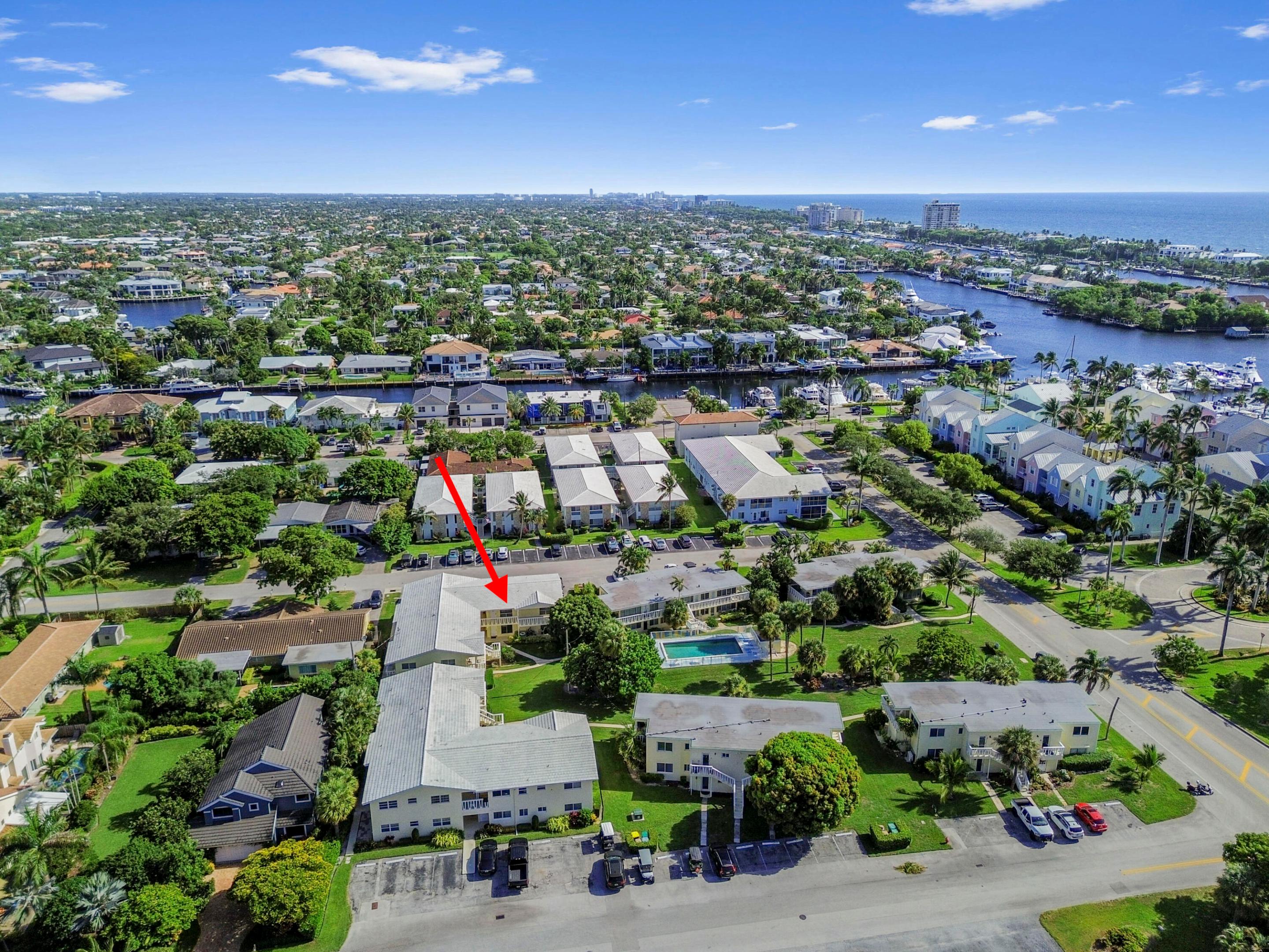 2755 NE 28th #F-1, Lighthouse Point FL 33064