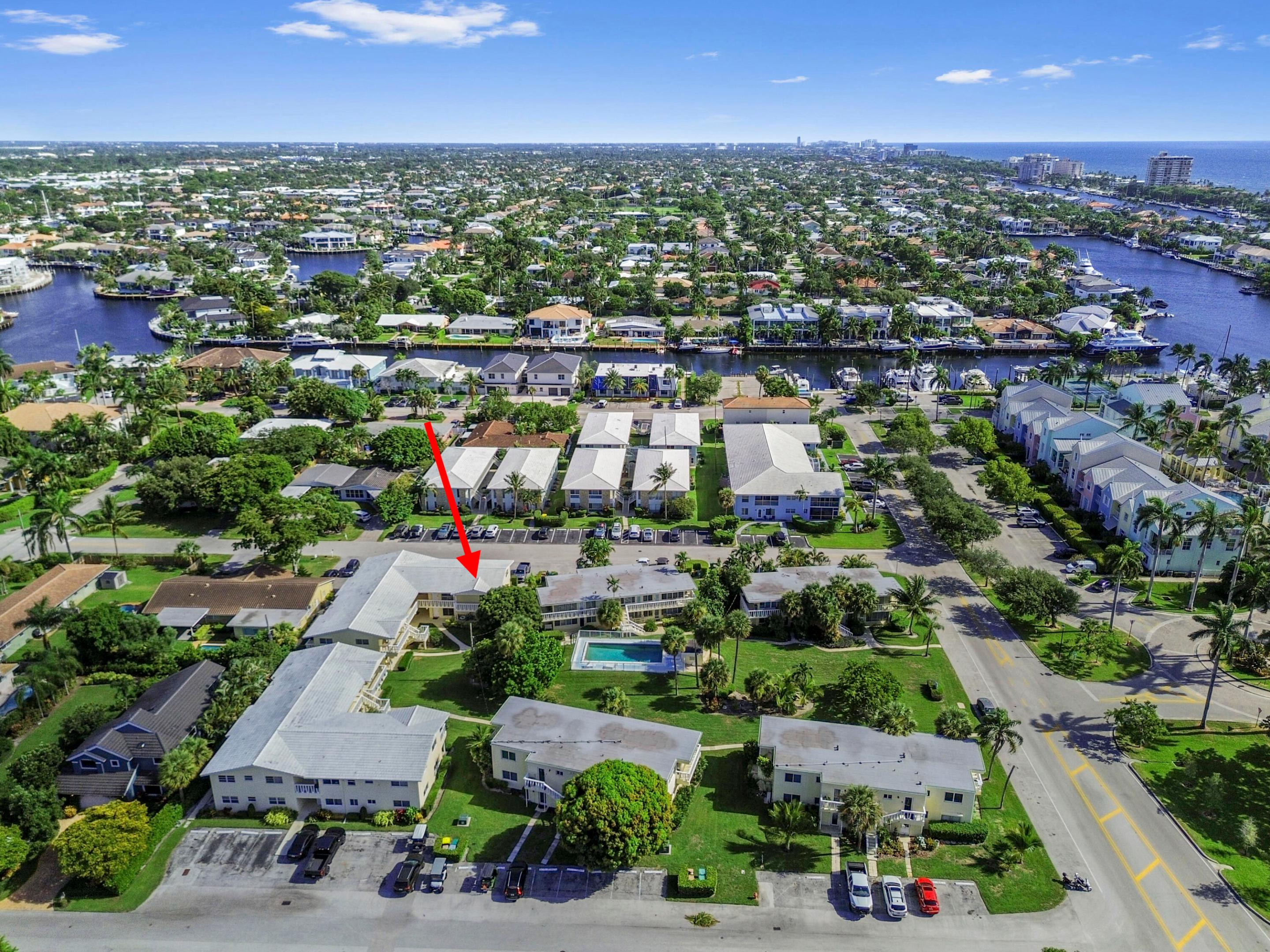 2755 NE 28th #F-1, Lighthouse Point FL 33064