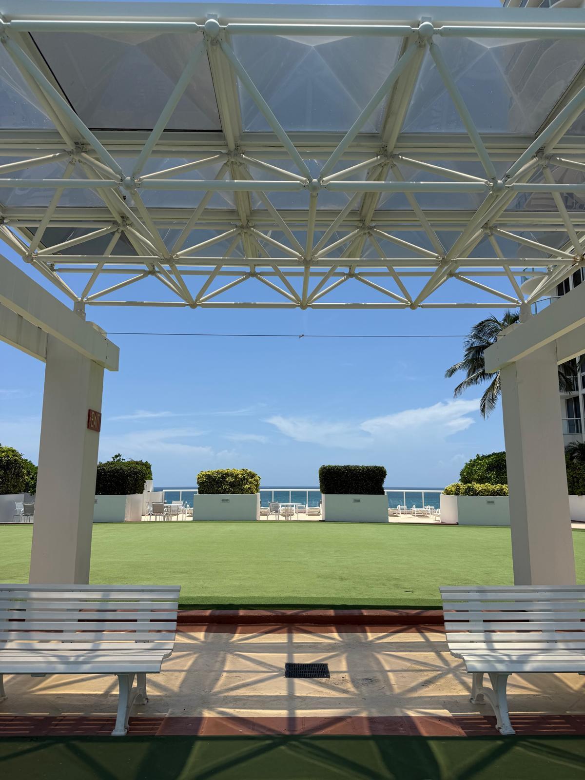 6365 Collins #811, Miami Beach FL 33141