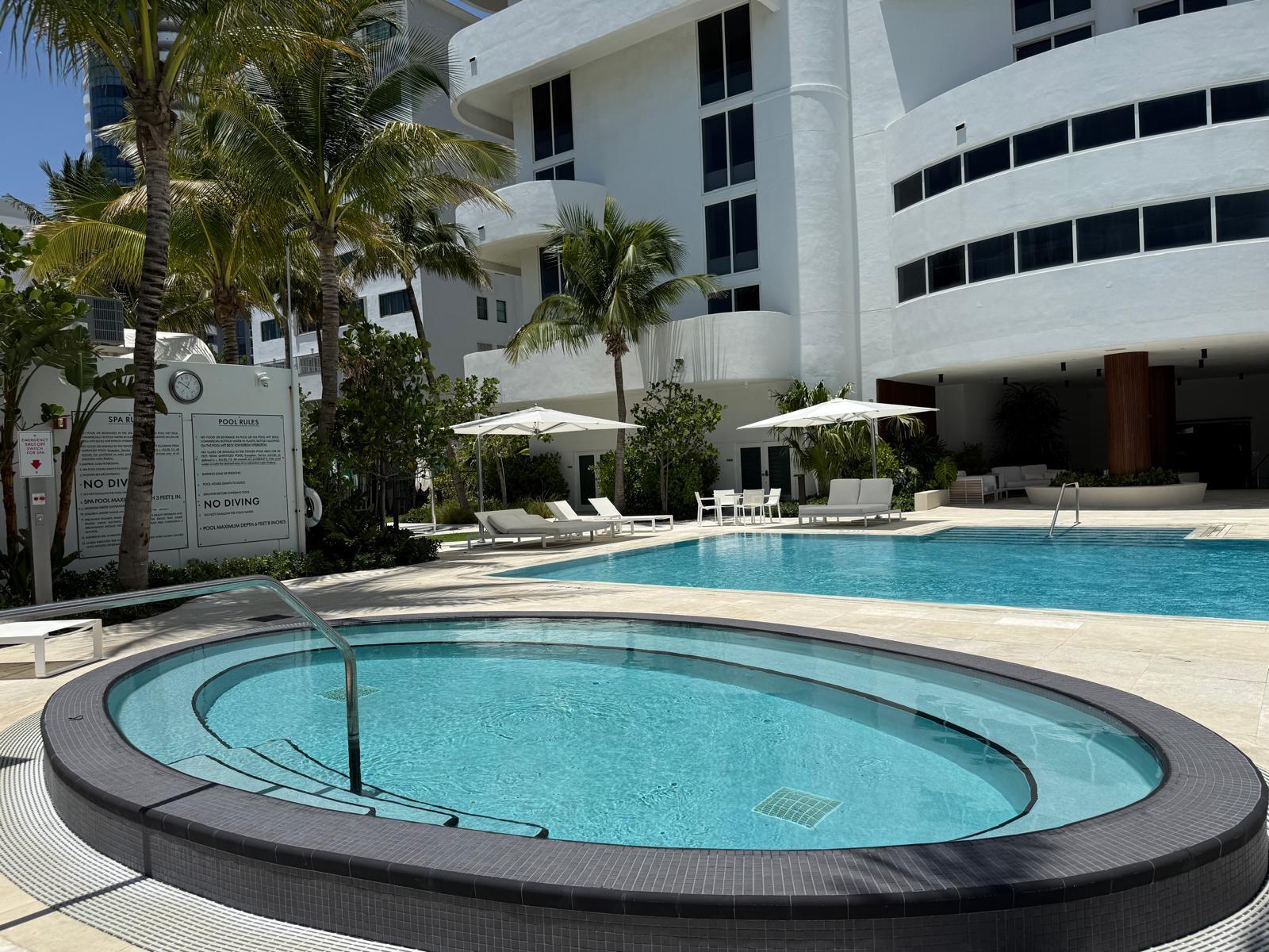 6365 Collins #811, Miami Beach FL 33141