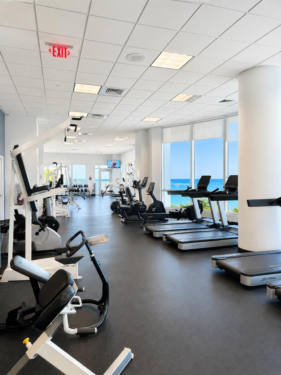 6365 Collins #811, Miami Beach FL 33141