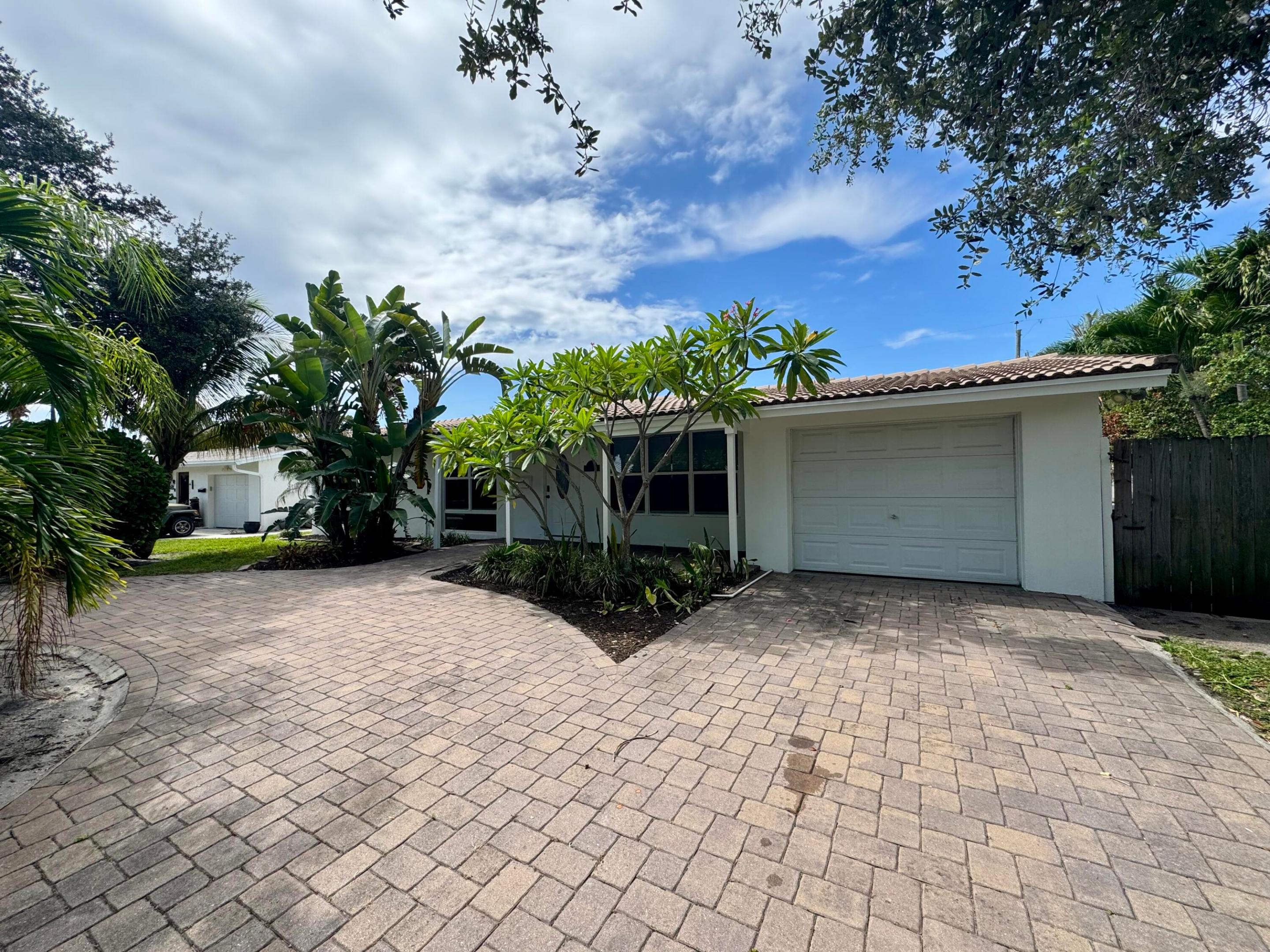 924 SE 8TH, Deerfield Beach FL 33441