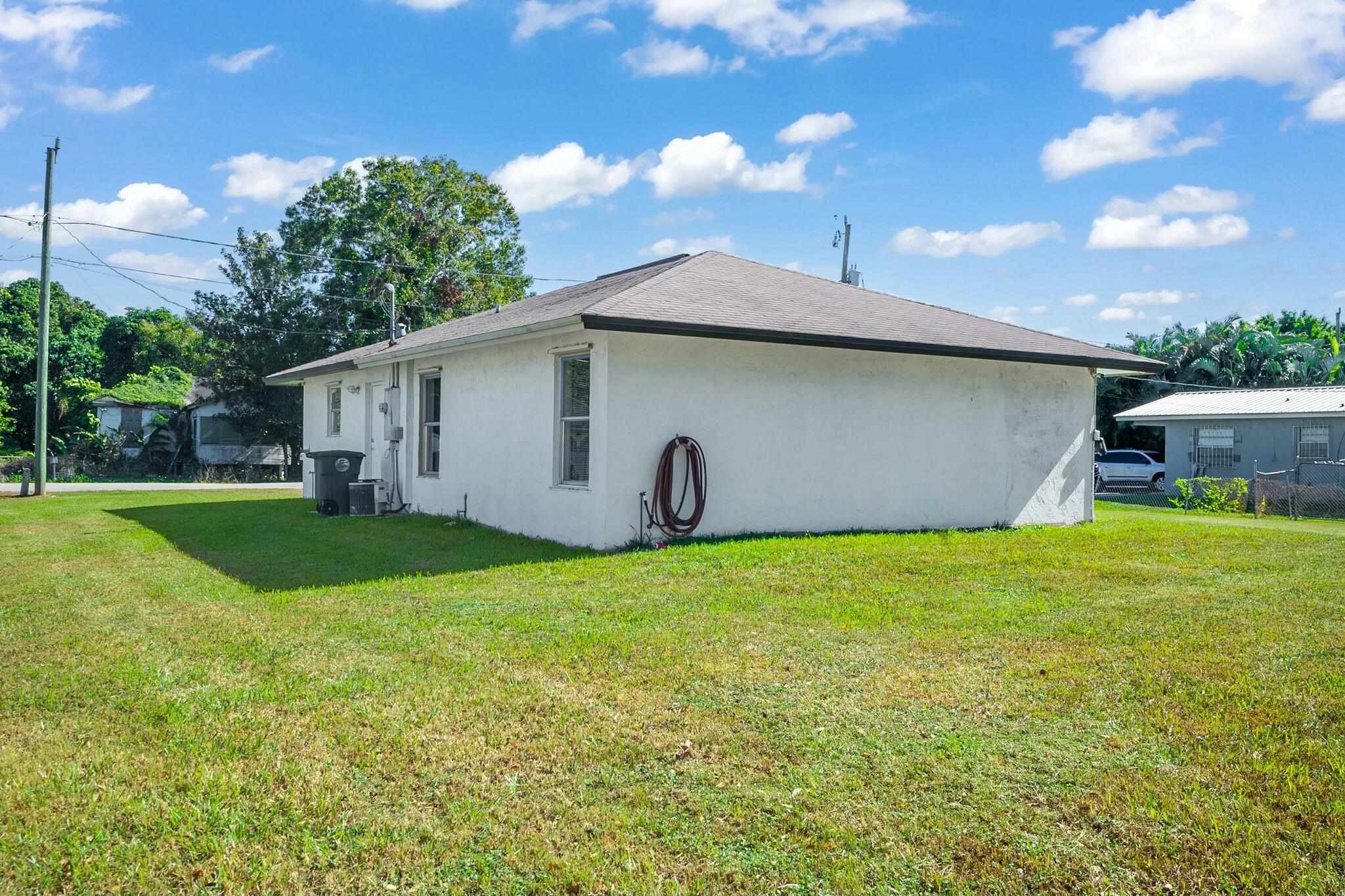 116 SE 3RD, Belle Glade FL 33430