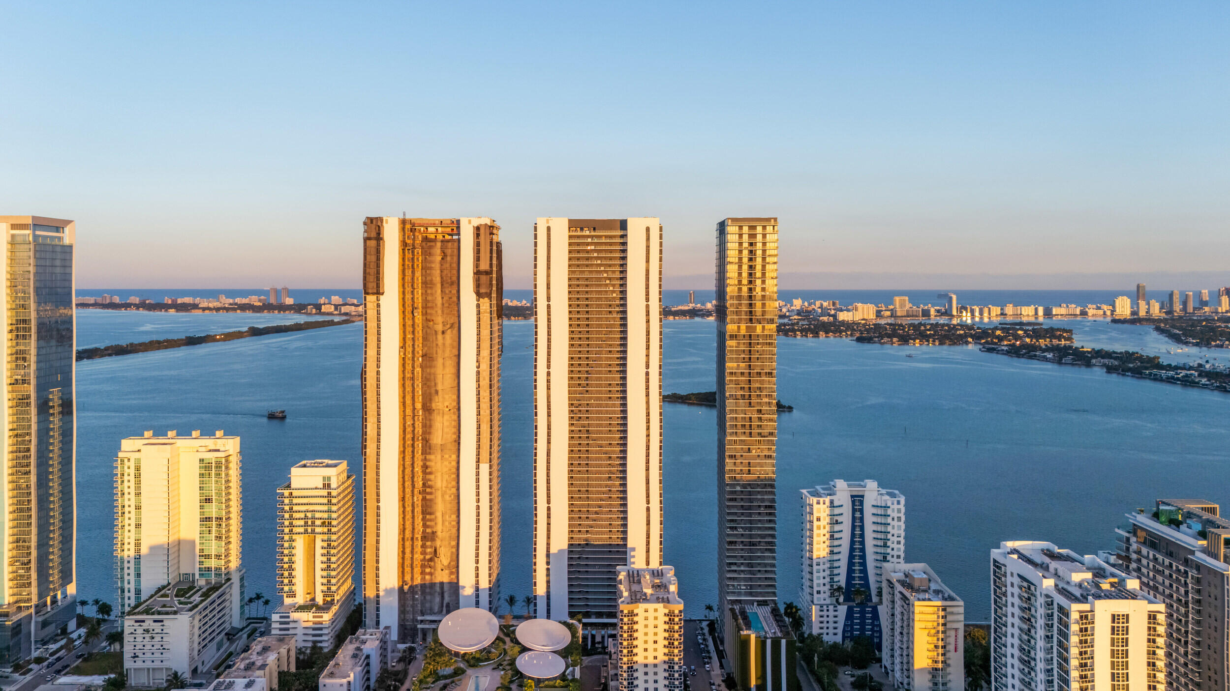 700 NE 24th #PH 6003, Miami FL 33137